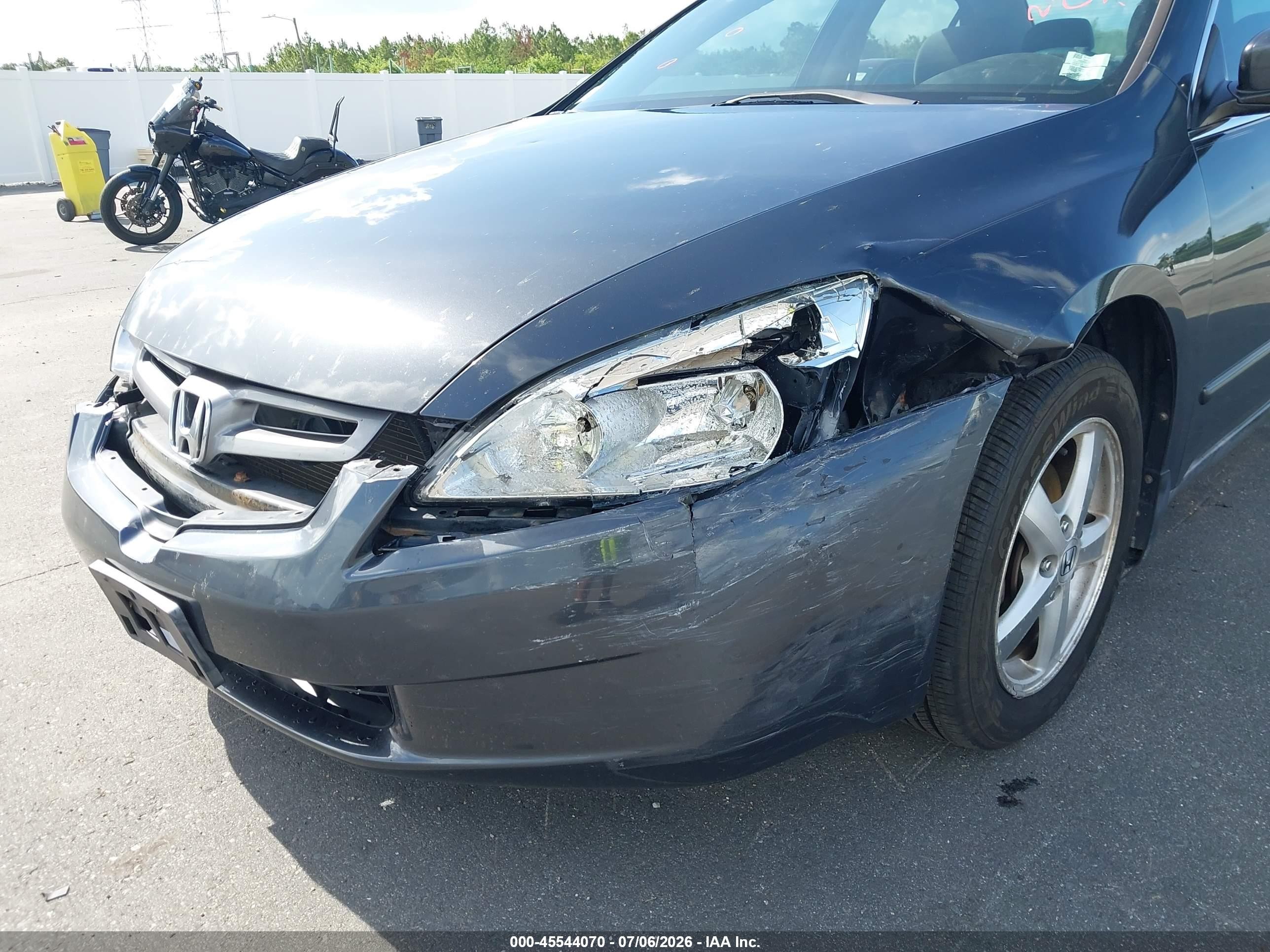 2005 Honda Accord 2.4 Lx Gray vin: 1HGCM56475A172053