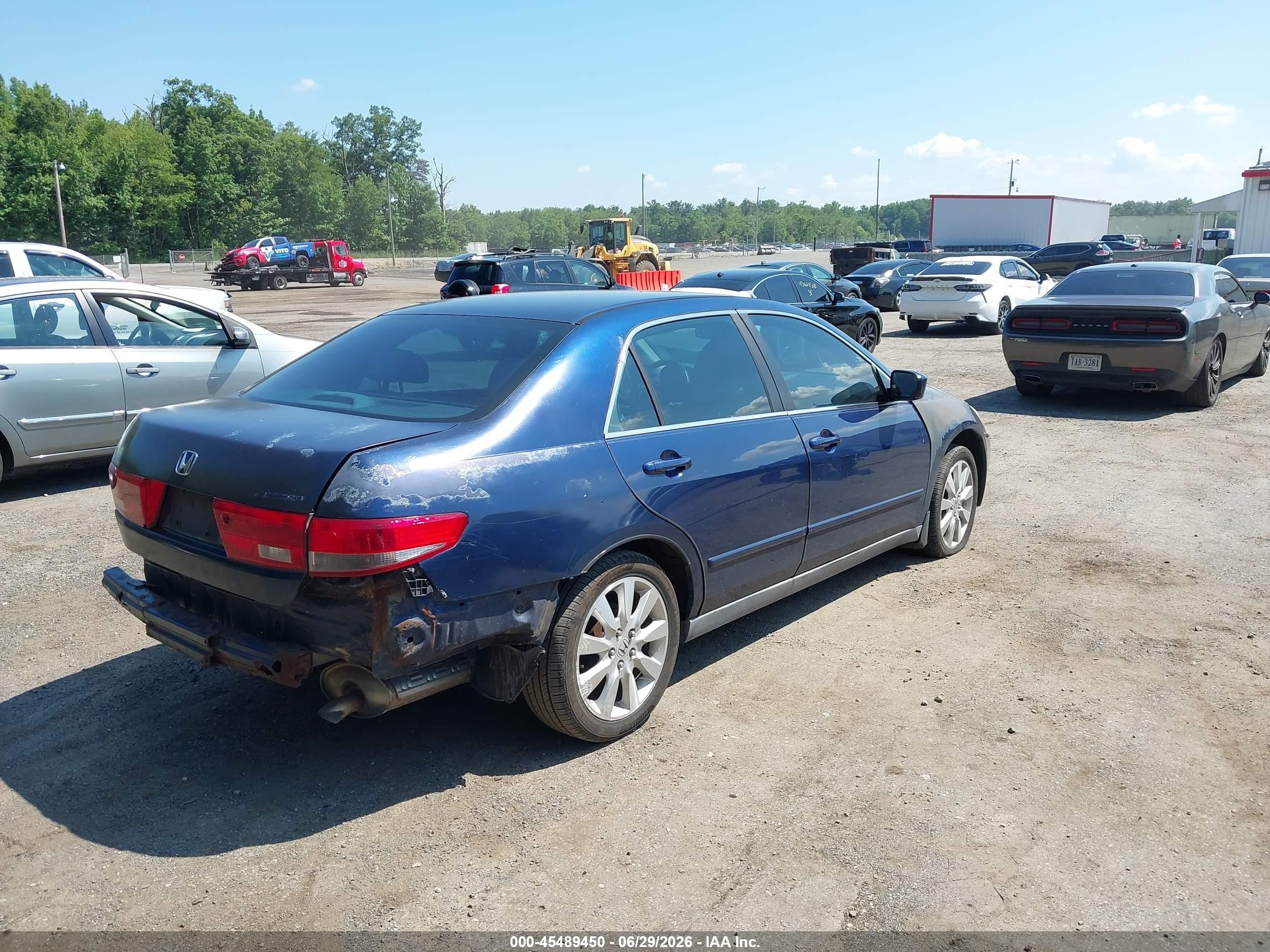 2005 Honda Accord 2.4 Lx Blue vin: 1HGCM56475L001470