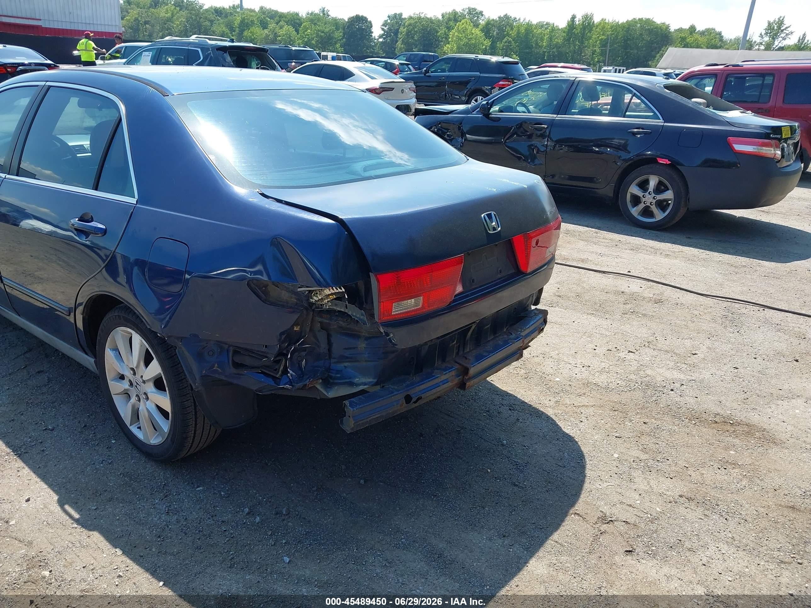 2005 Honda Accord 2.4 Lx Blue vin: 1HGCM56475L001470