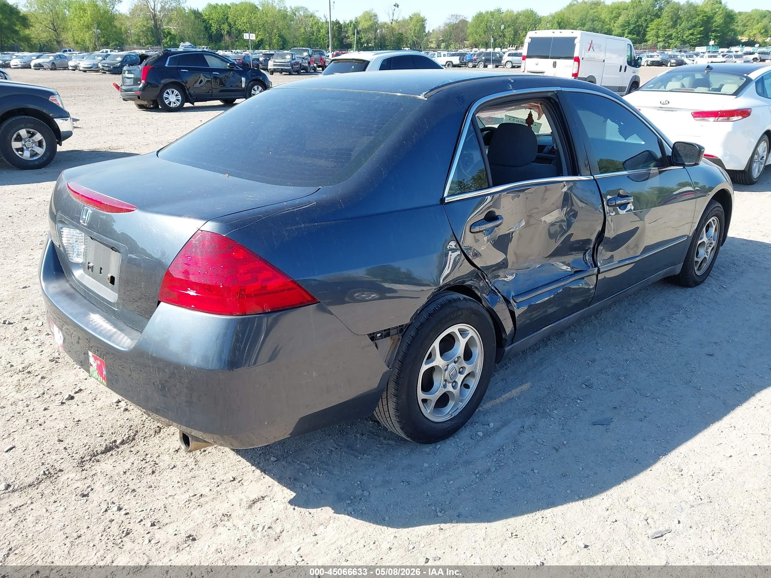 2006 Honda Accord 2.4 Lx Серый vin: 1HGCM56476A104739
