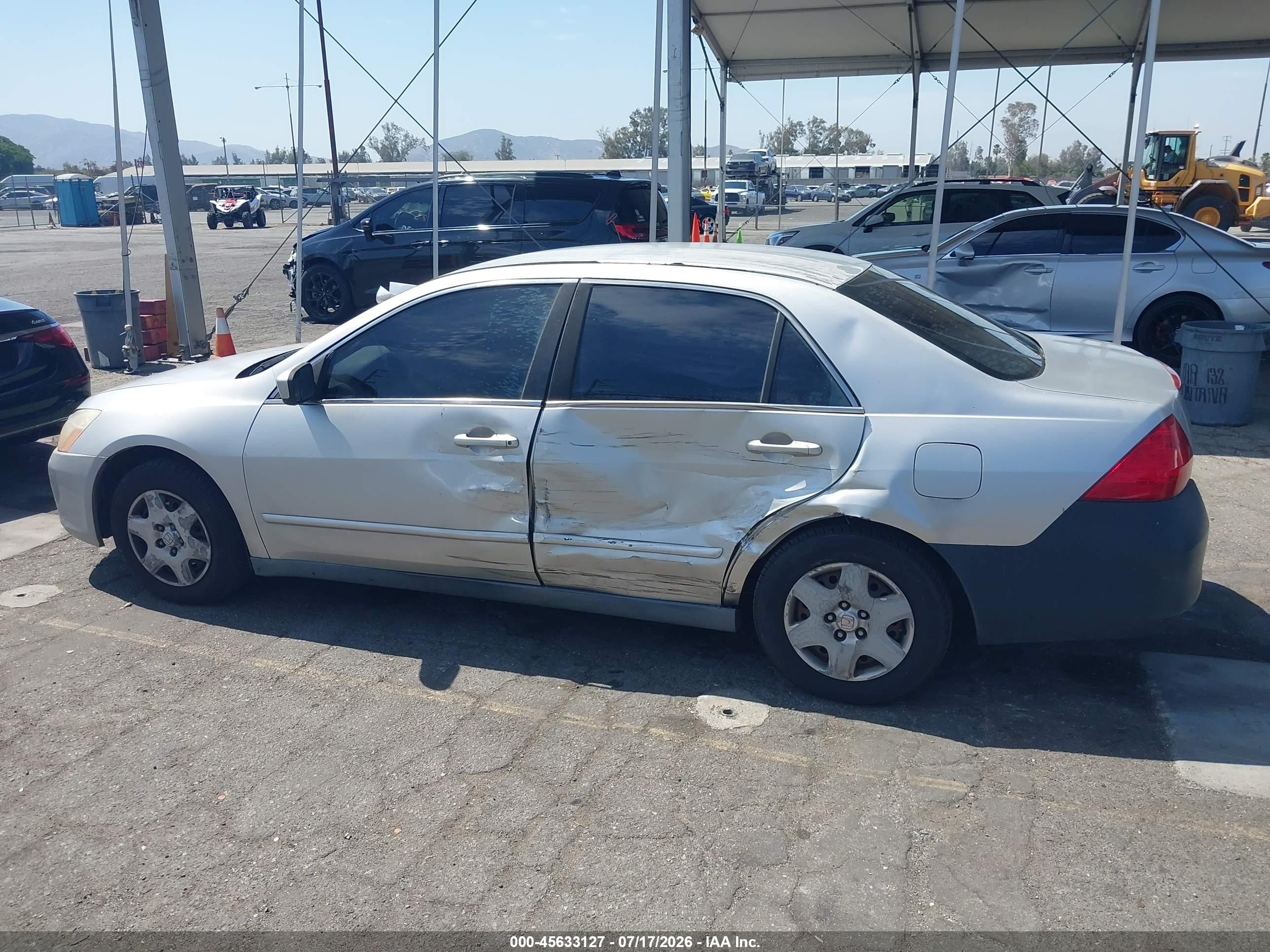 2007 Honda Accord 2.4 Lx Серебряный vin: 1HGCM56477A047654
