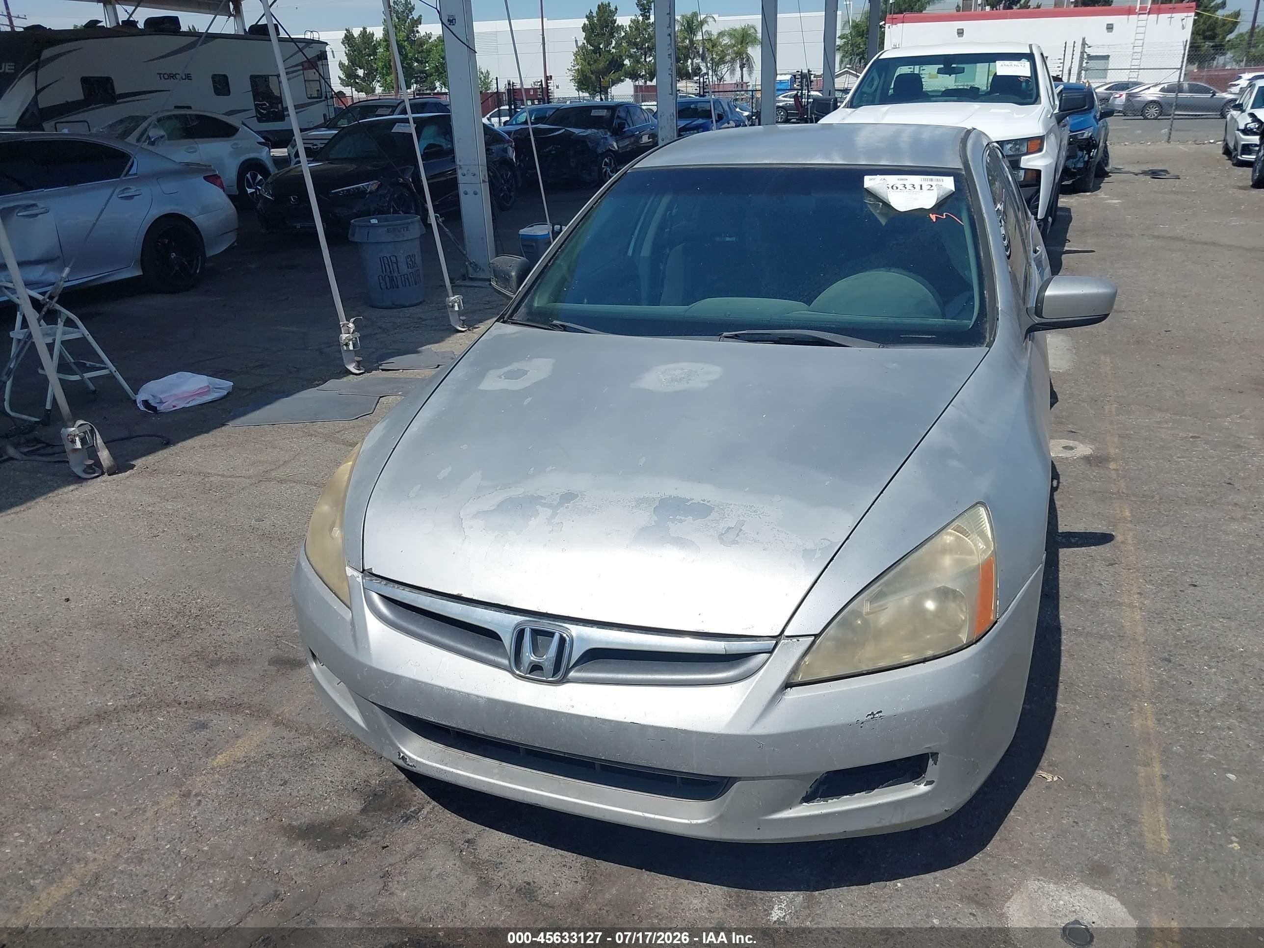 2007 Honda Accord 2.4 Lx Серебряный vin: 1HGCM56477A047654