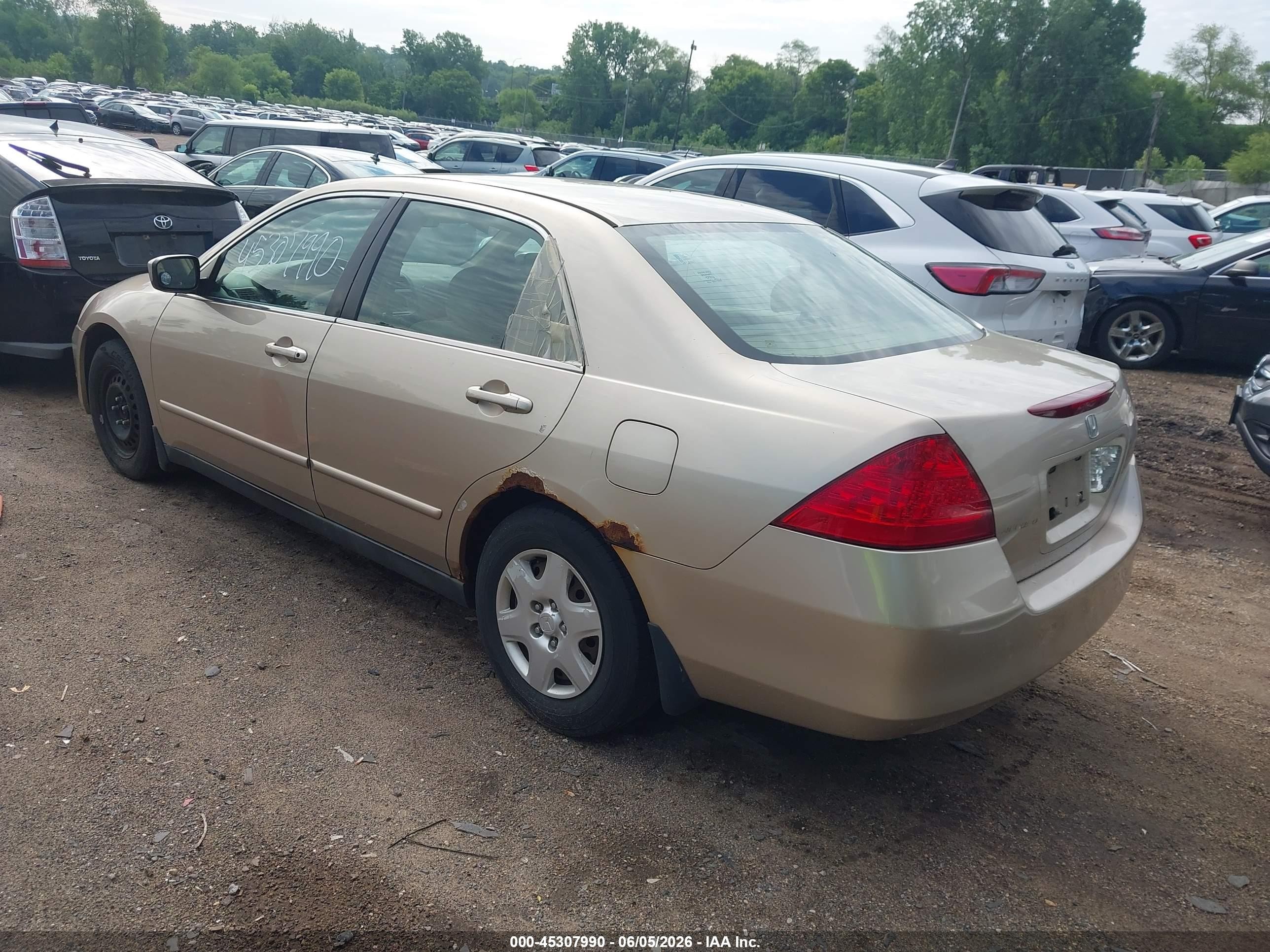 2007 Honda Accord 2.4 Lx Золотой vin: 1HGCM56477A063966