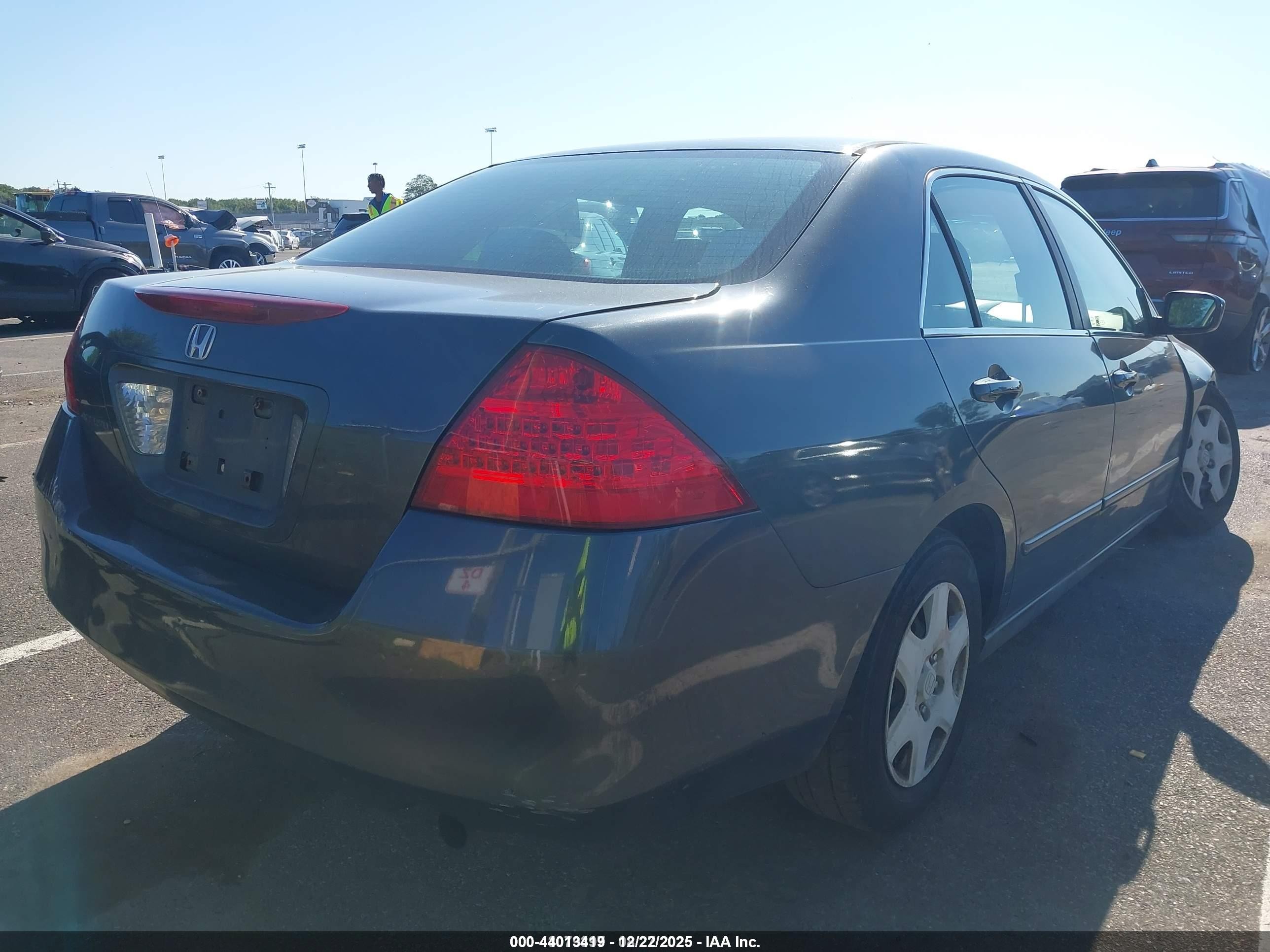 2007 Honda Accord 2.4 Lx Gray vin: 1HGCM56477A072067