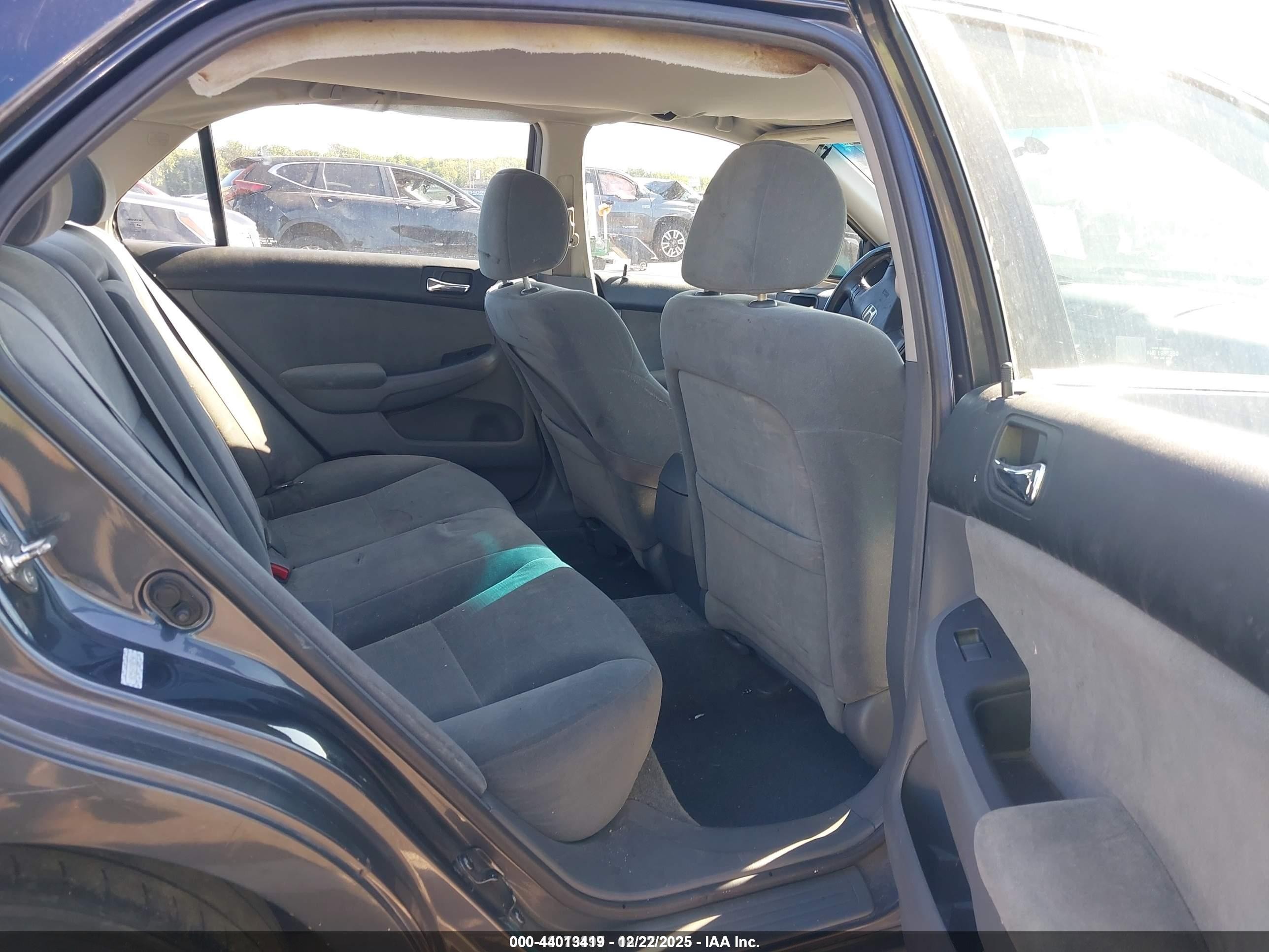 2007 Honda Accord 2.4 Lx Gray vin: 1HGCM56477A072067