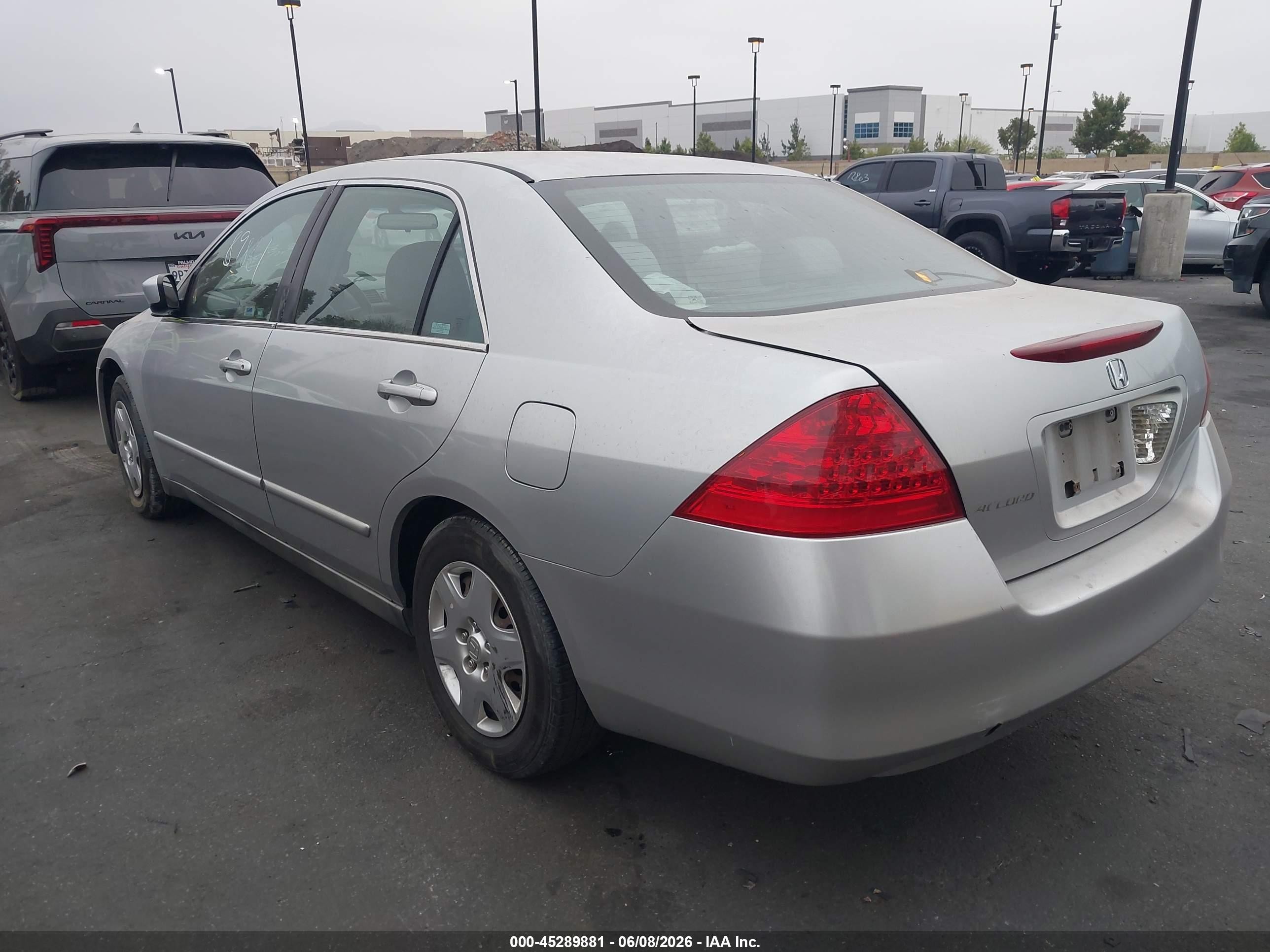 2007 Honda Accord 2.4 Lx Silver vin: 1HGCM56477A202168