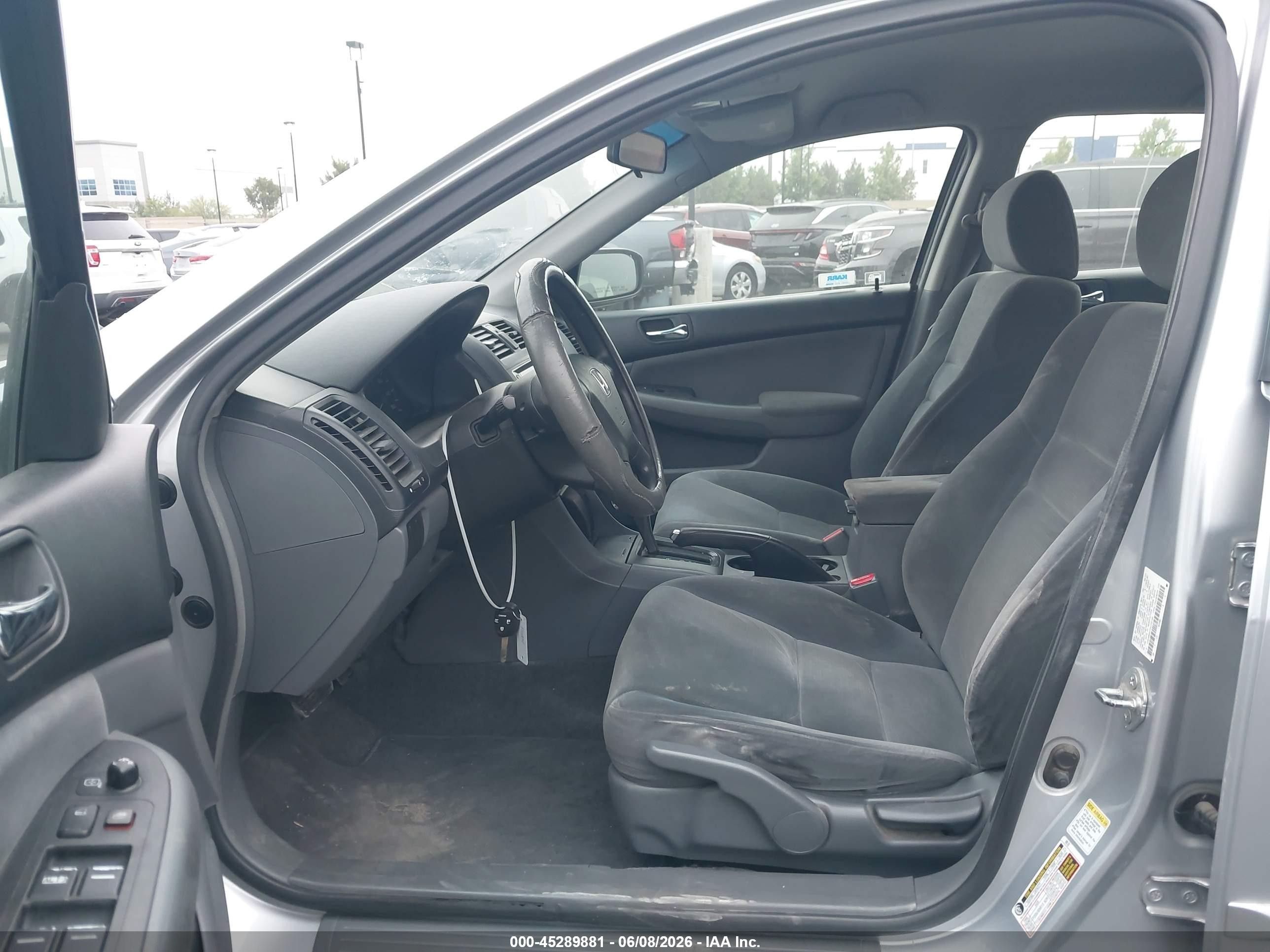 2007 Honda Accord 2.4 Lx Silver vin: 1HGCM56477A202168