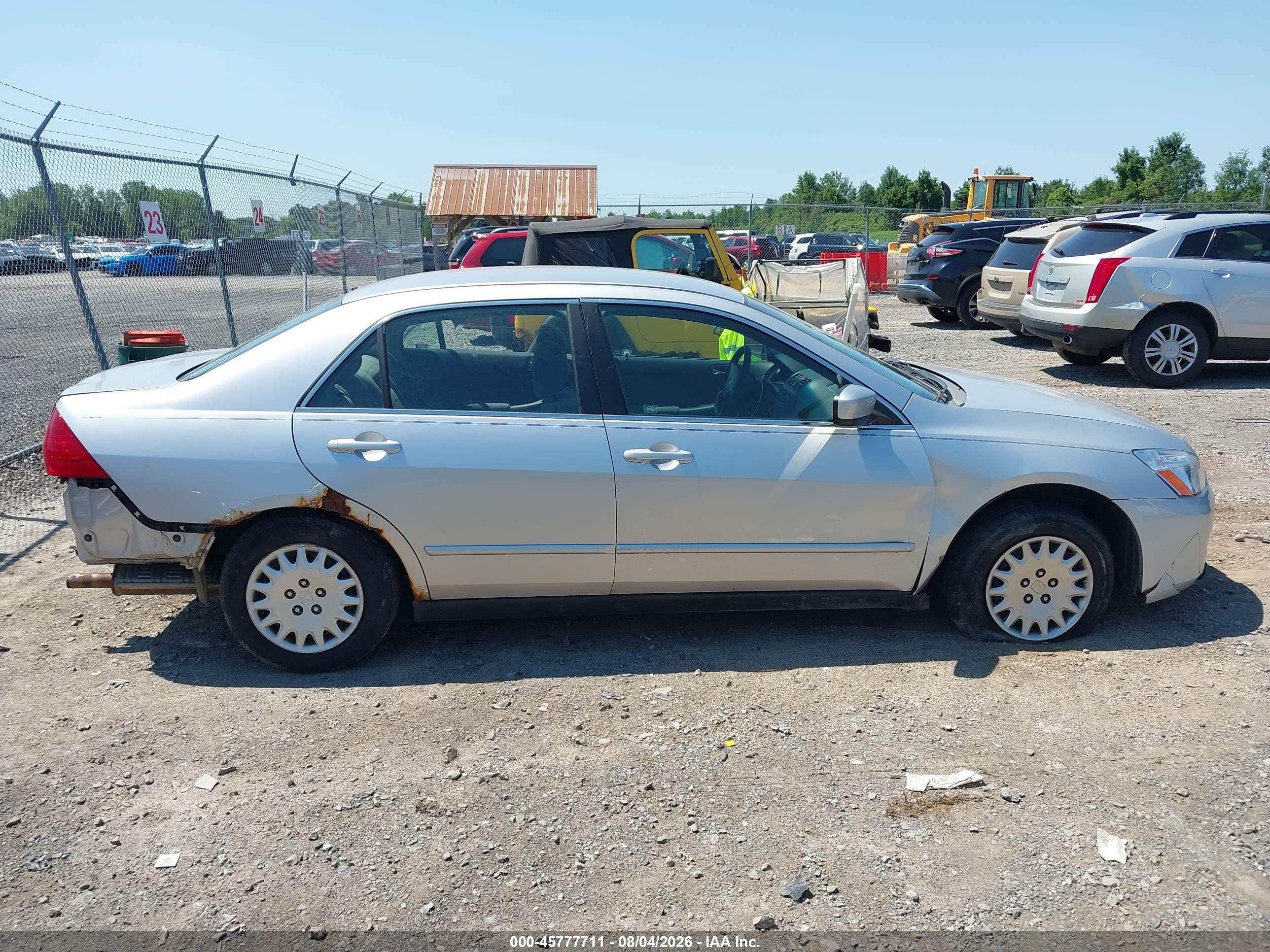2007 Honda Accord 2.4 Lx Silver vin: 1HGCM56477A214031