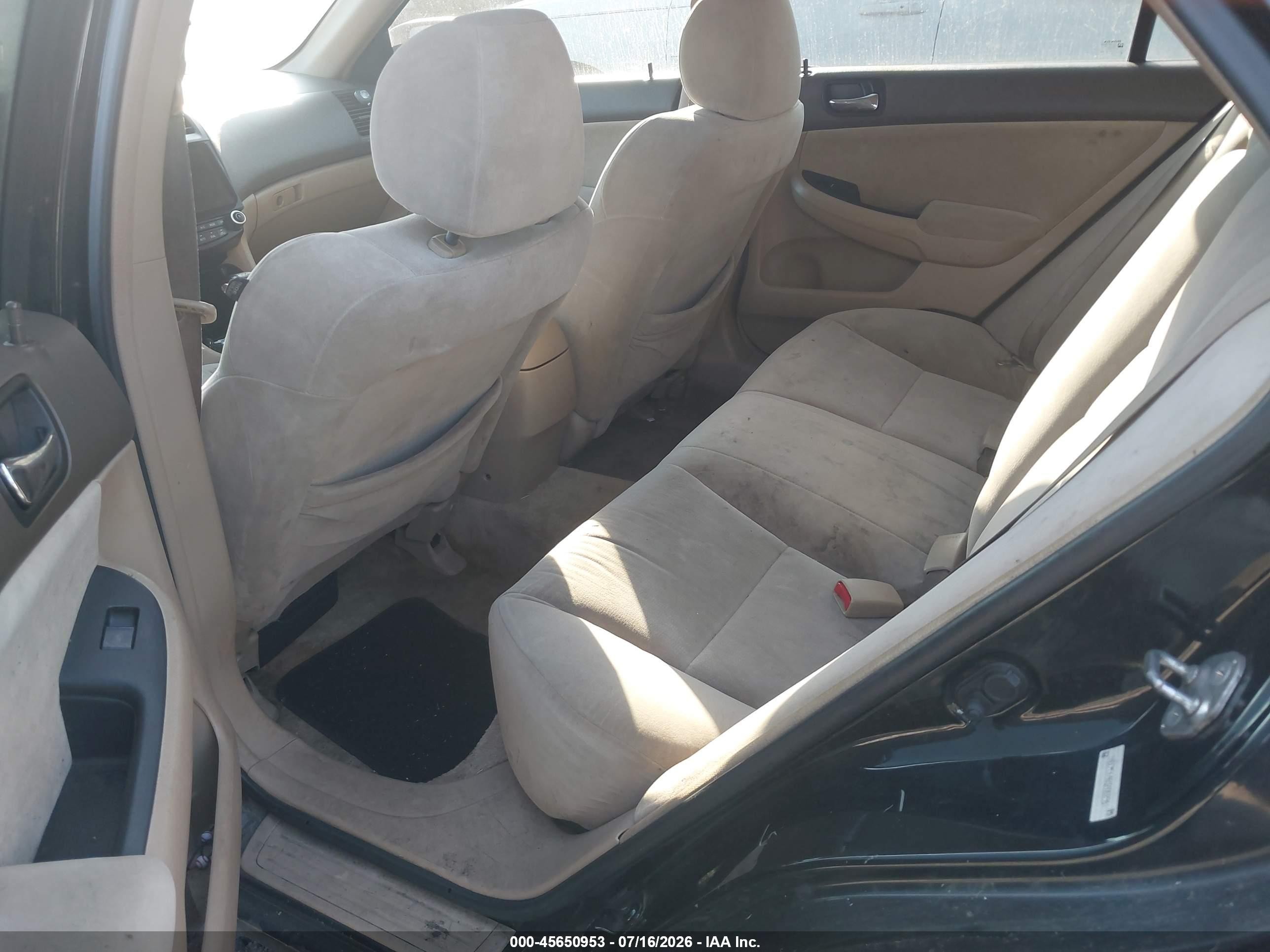 2003 Honda Accord 2.4 Lx Черный vin: 1HGCM56483A068961