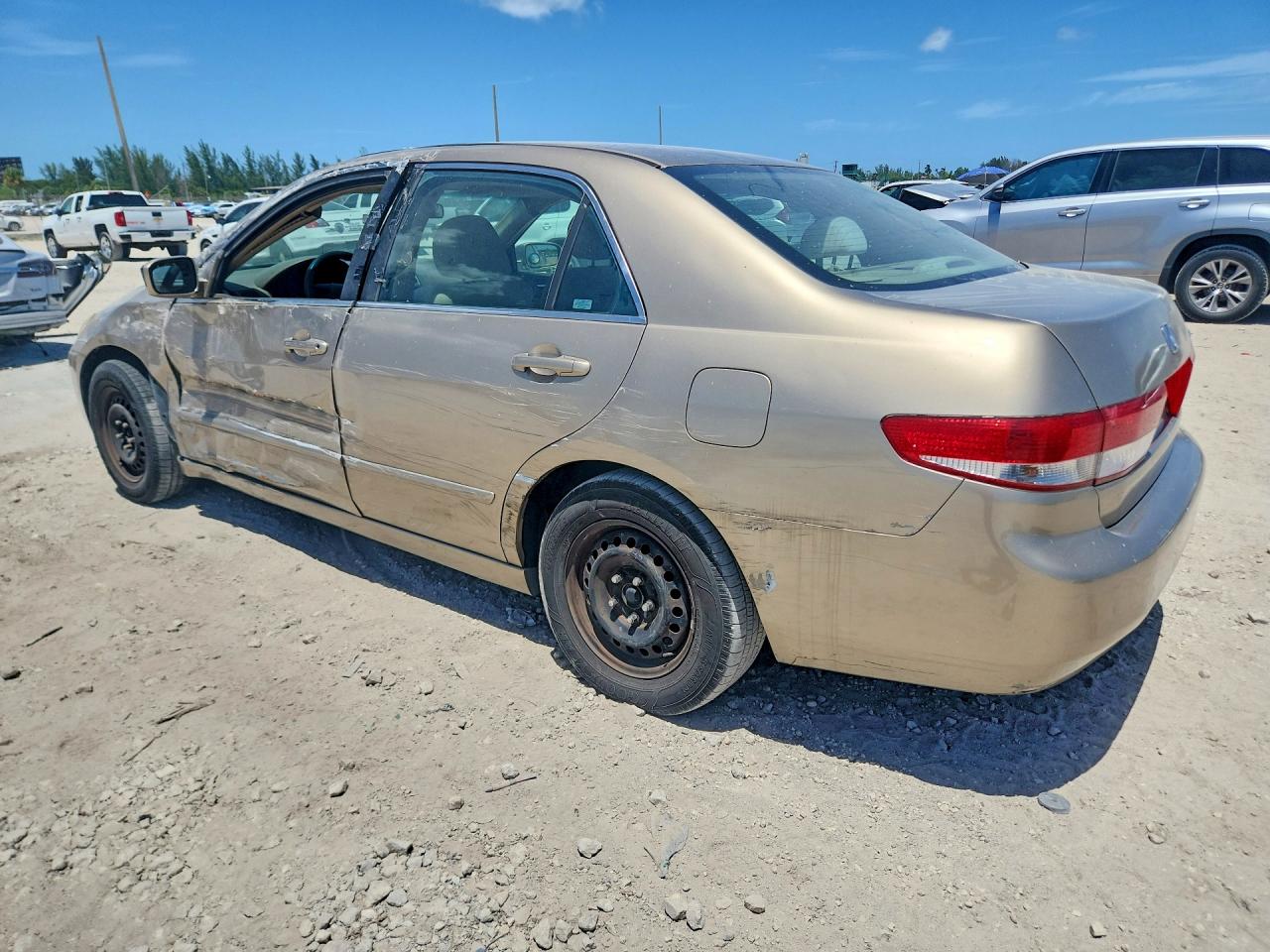 2004 Honda Accord Lx Beige vin: 1HGCM56484A144843