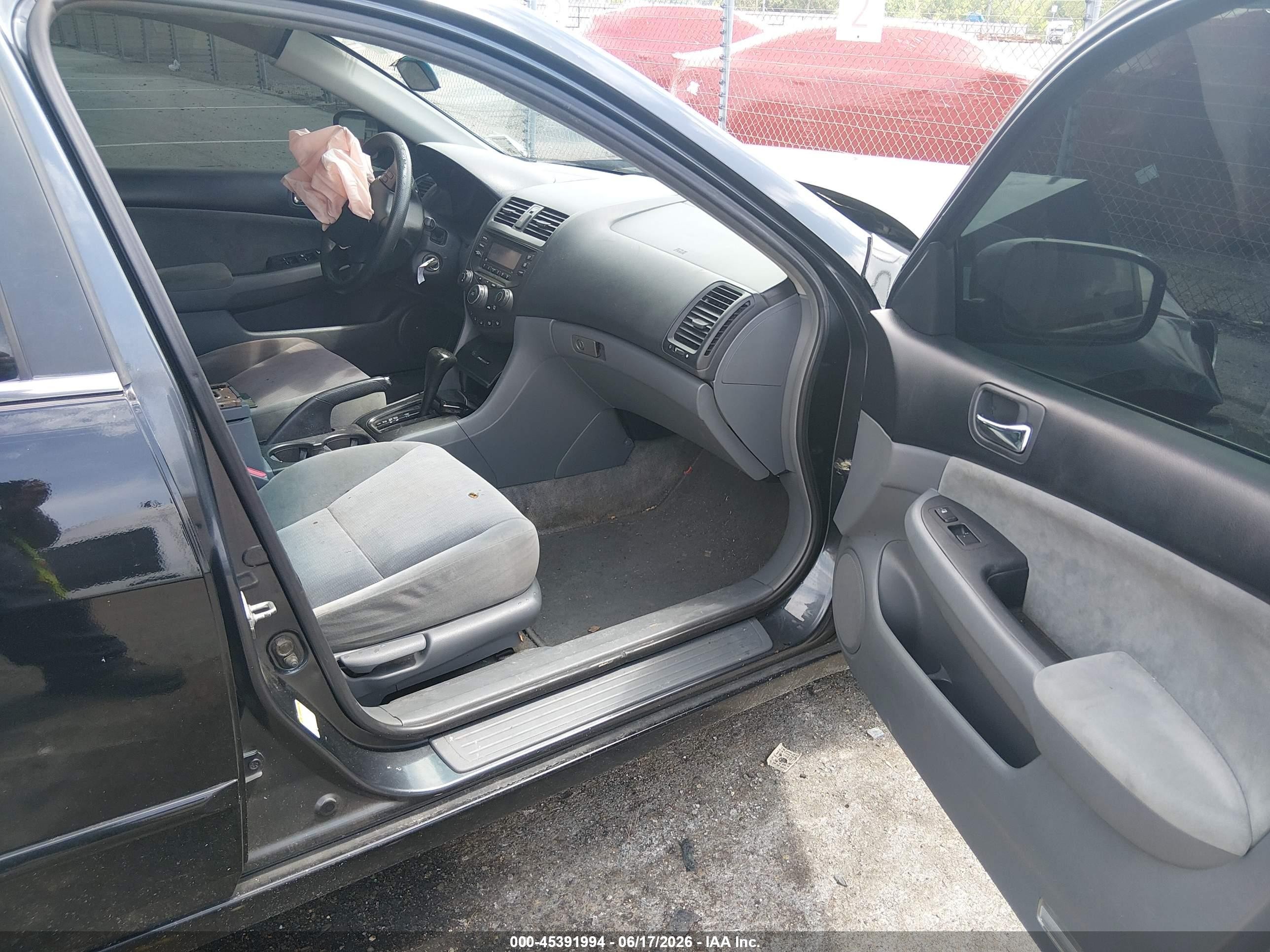 2004 Honda Accord 2.4 Lx Black vin: 1HGCM56484A166356