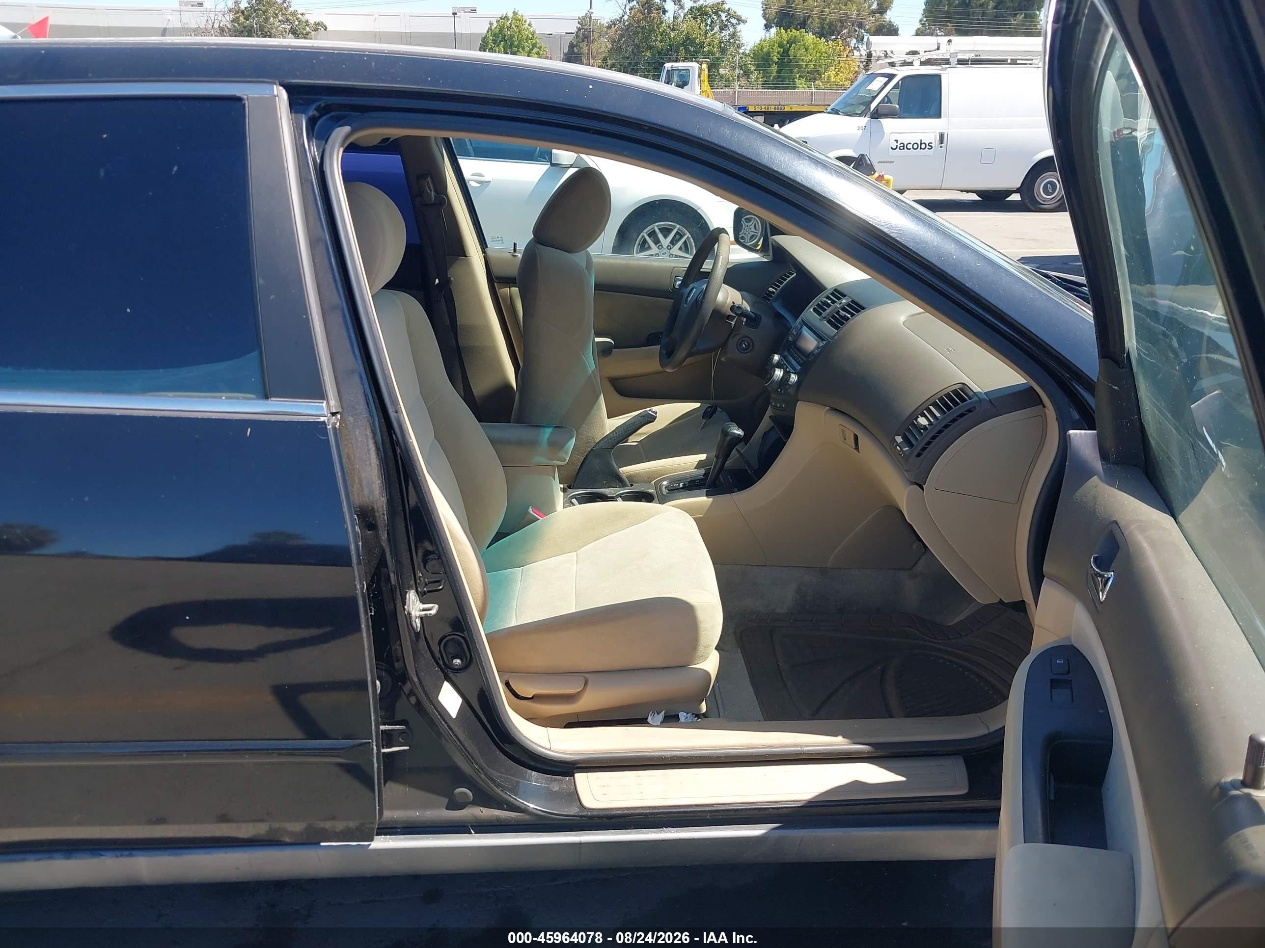 2005 Honda Accord 2.4 Lx Black vin: 1HGCM56485A125095
