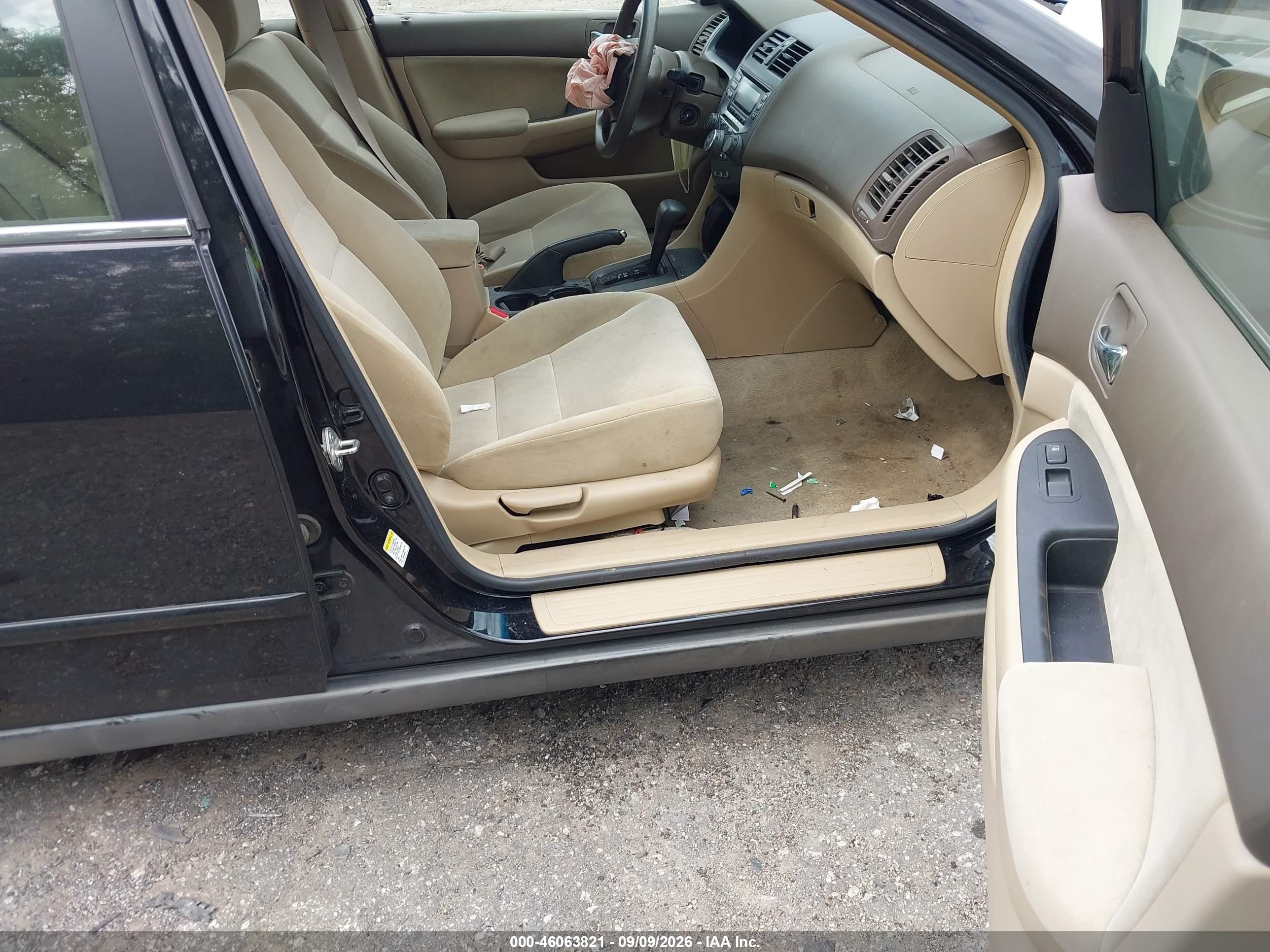 2005 Honda Accord 2.4 Lx Black vin: 1HGCM56485A171655