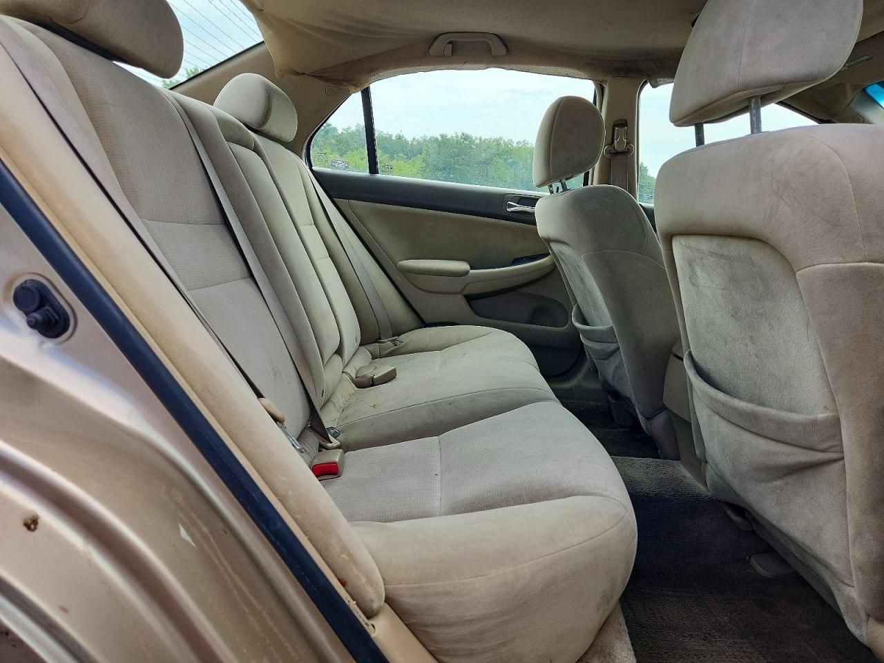 2005 Honda Accord Lx Gold vin: 1HGCM56485A189184