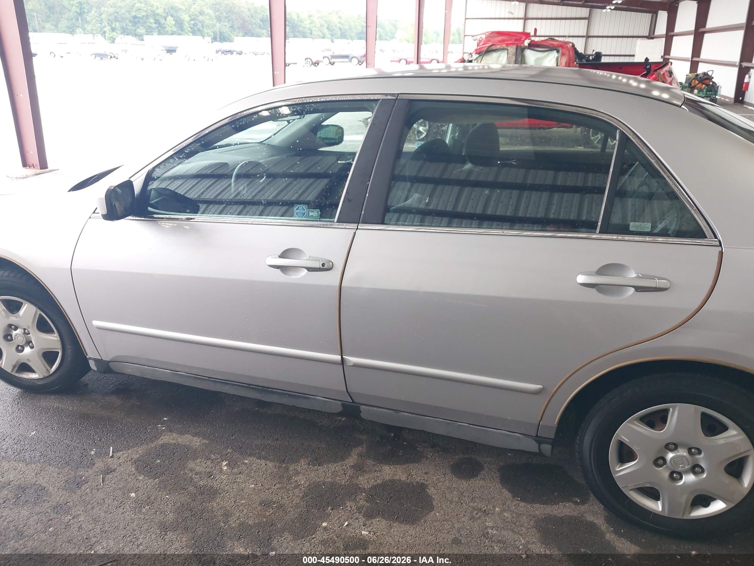 2005 Honda Accord 2.4 Lx Silver vin: 1HGCM56485L000490