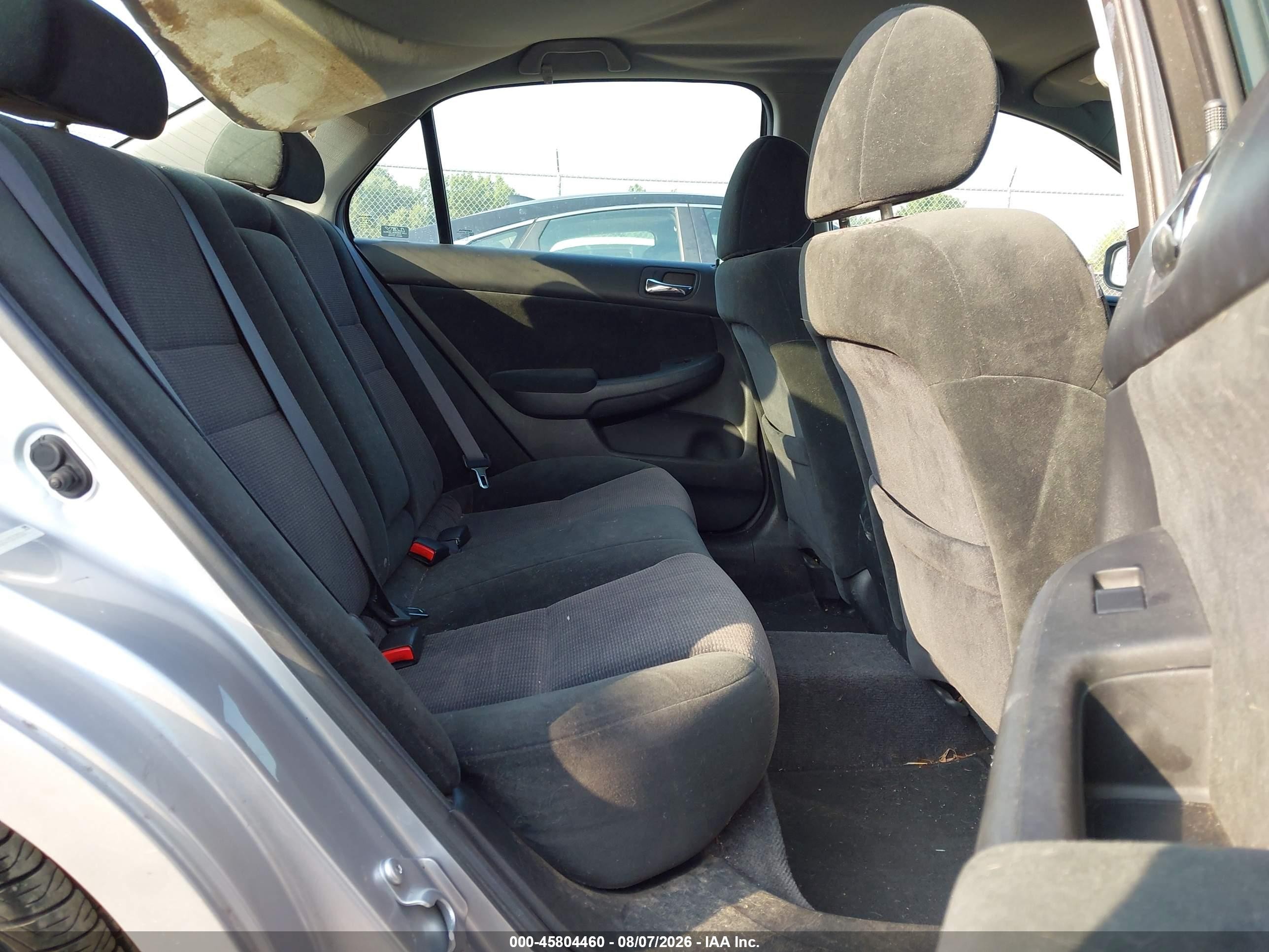 2005 Honda Accord 2.4 Lx Silver vin: 1HGCM56485L005043