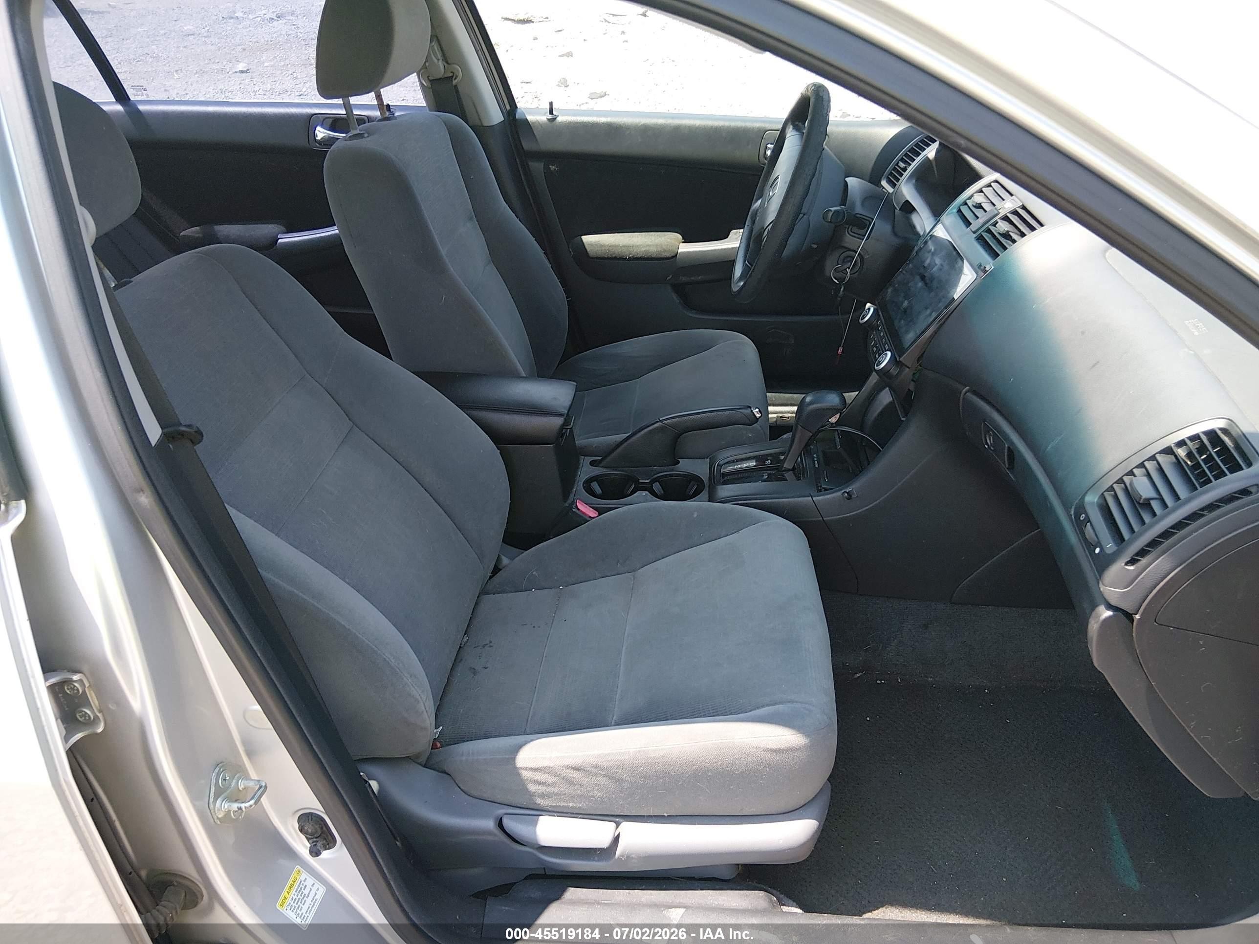 2006 Honda Accord 2.4 Lx Silver vin: 1HGCM56486A030411