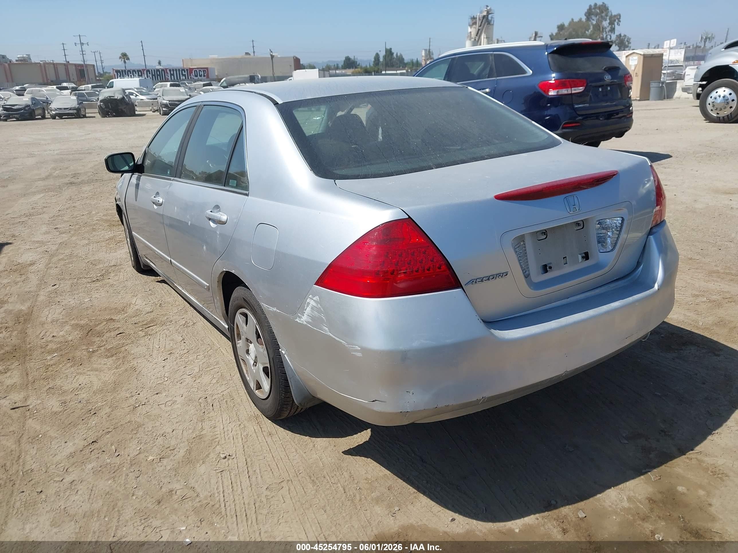 2006 Honda Accord 2.4 Lx Silver vin: 1HGCM56486A077180