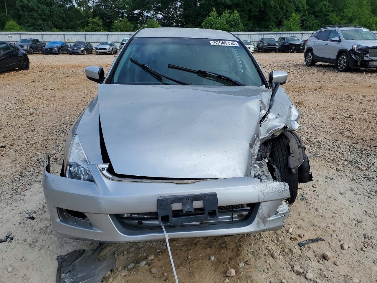 2007 Honda Accord Lx Silver vin: 1HGCM56487A031396