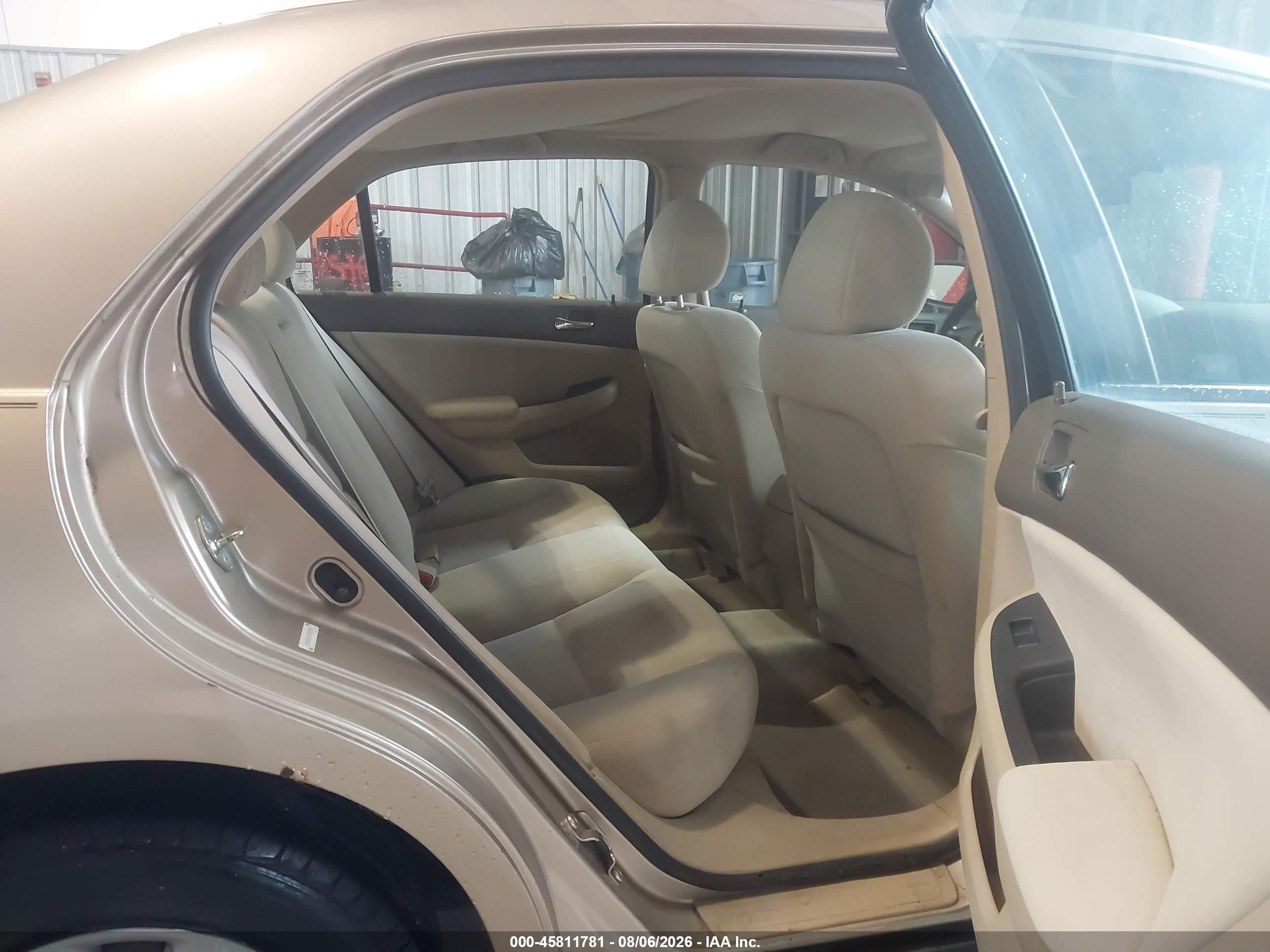 2003 Honda Accord 2.4 Lx Gold vin: 1HGCM56493A131999