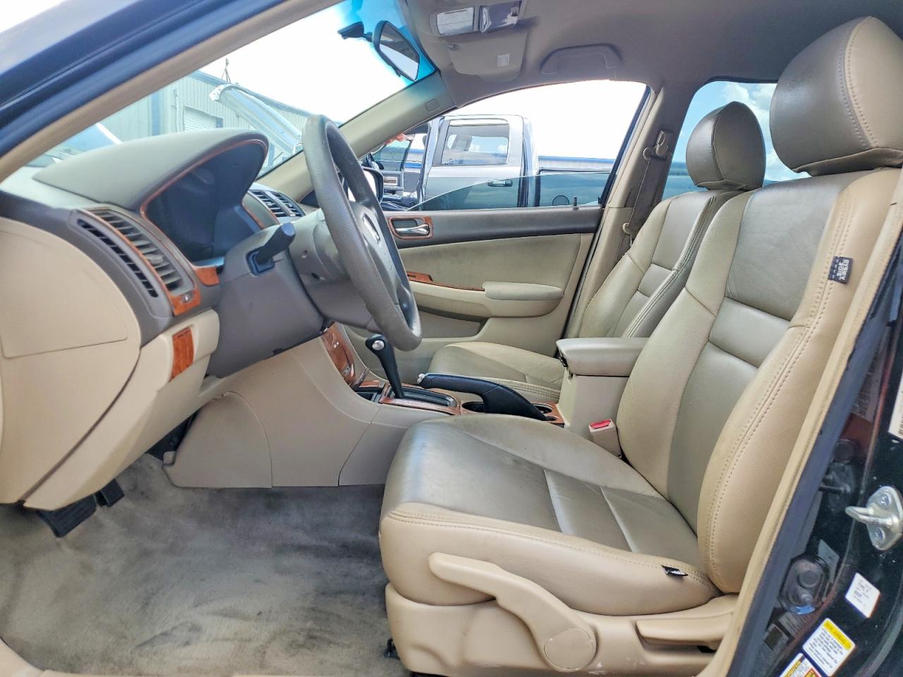 2005 Honda Accord Lx Черный vin: 1HGCM56495A035244