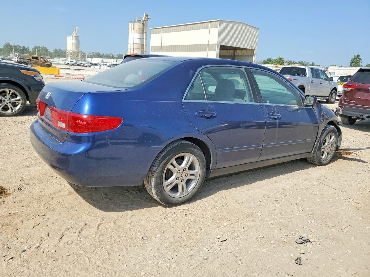 2005 Honda Accord Lx Blue vin: 1HGCM56495A047555