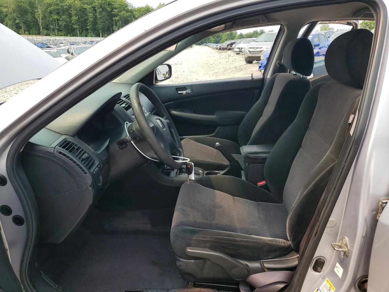 2005 Honda Accord Lx Silver vin: 1HGCM56495A057972
