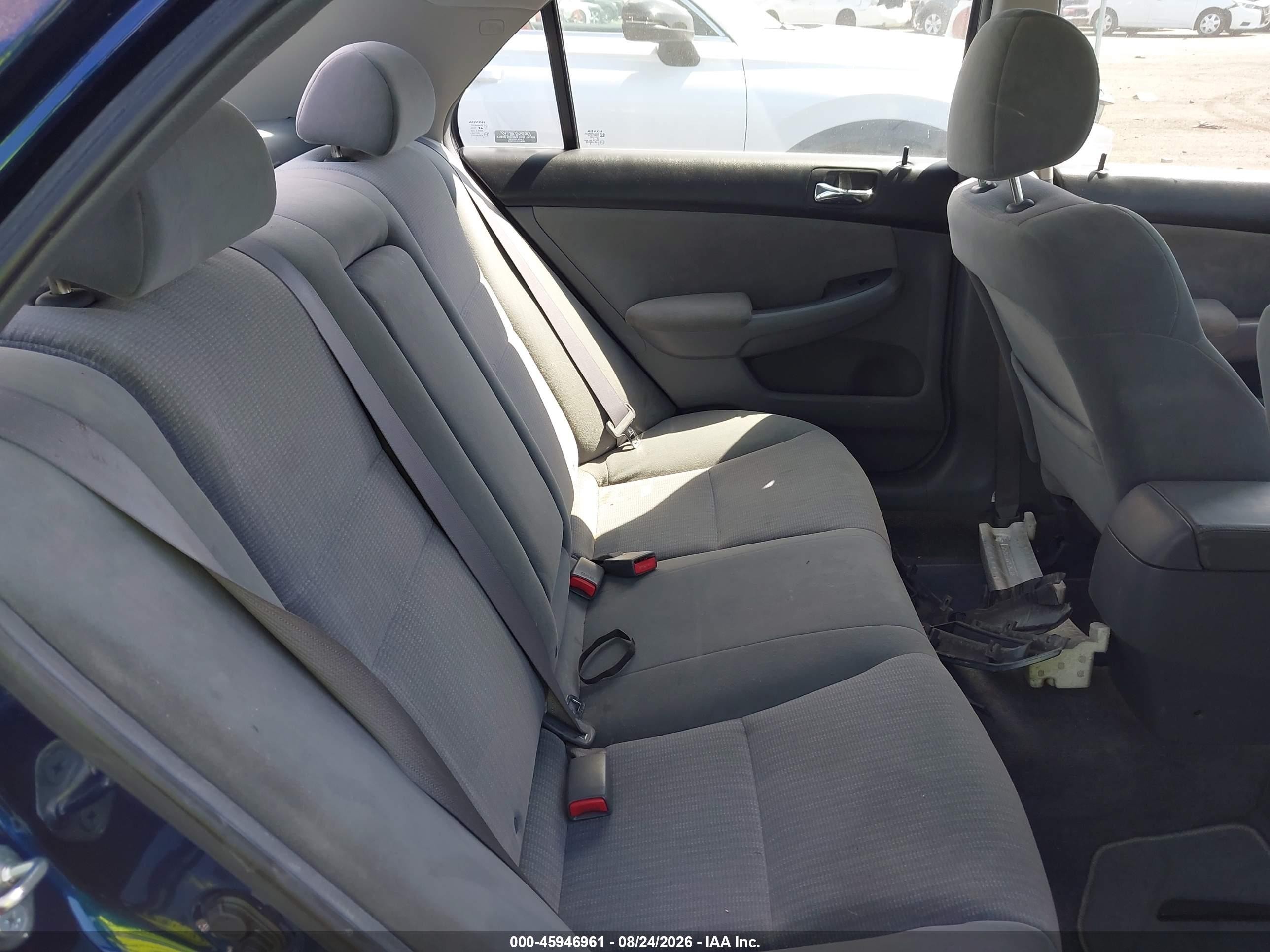 2005 Honda Accord 2.4 Lx Blue vin: 1HGCM56495A148238
