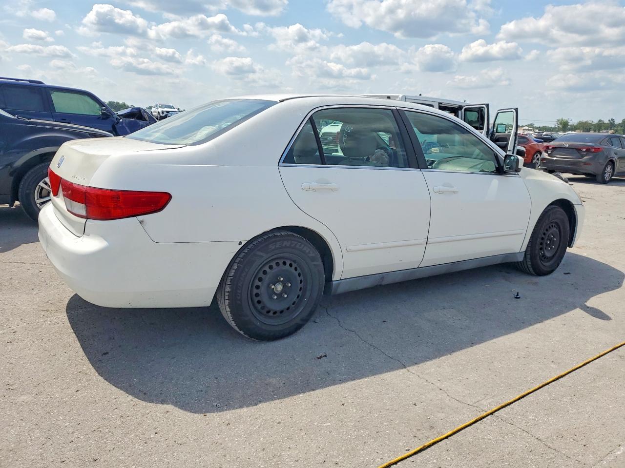 2005 Honda Accord Lx White vin: 1HGCM56495A167971