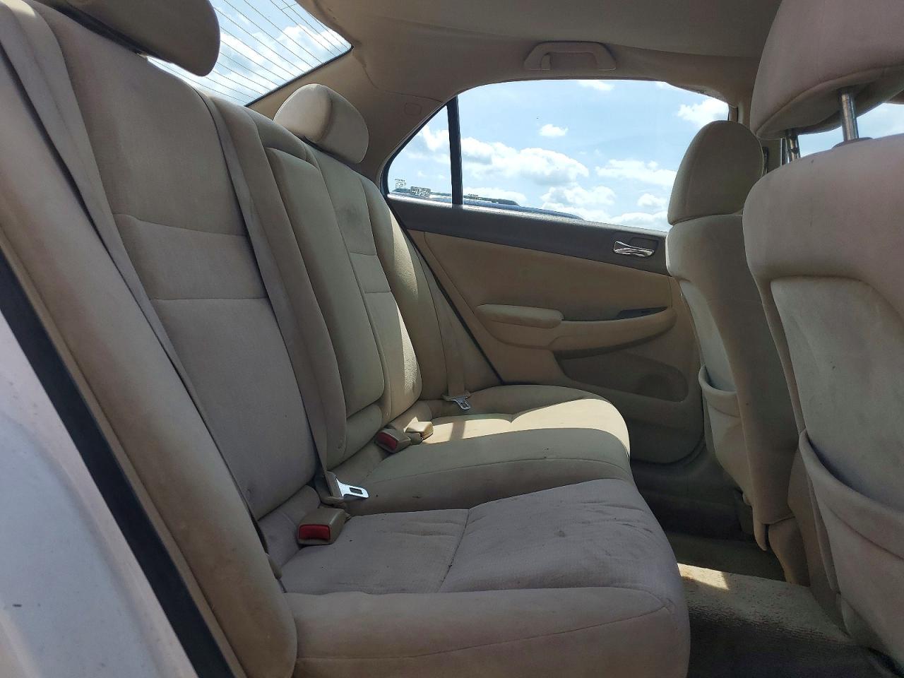 2005 Honda Accord Lx White vin: 1HGCM56495A167971