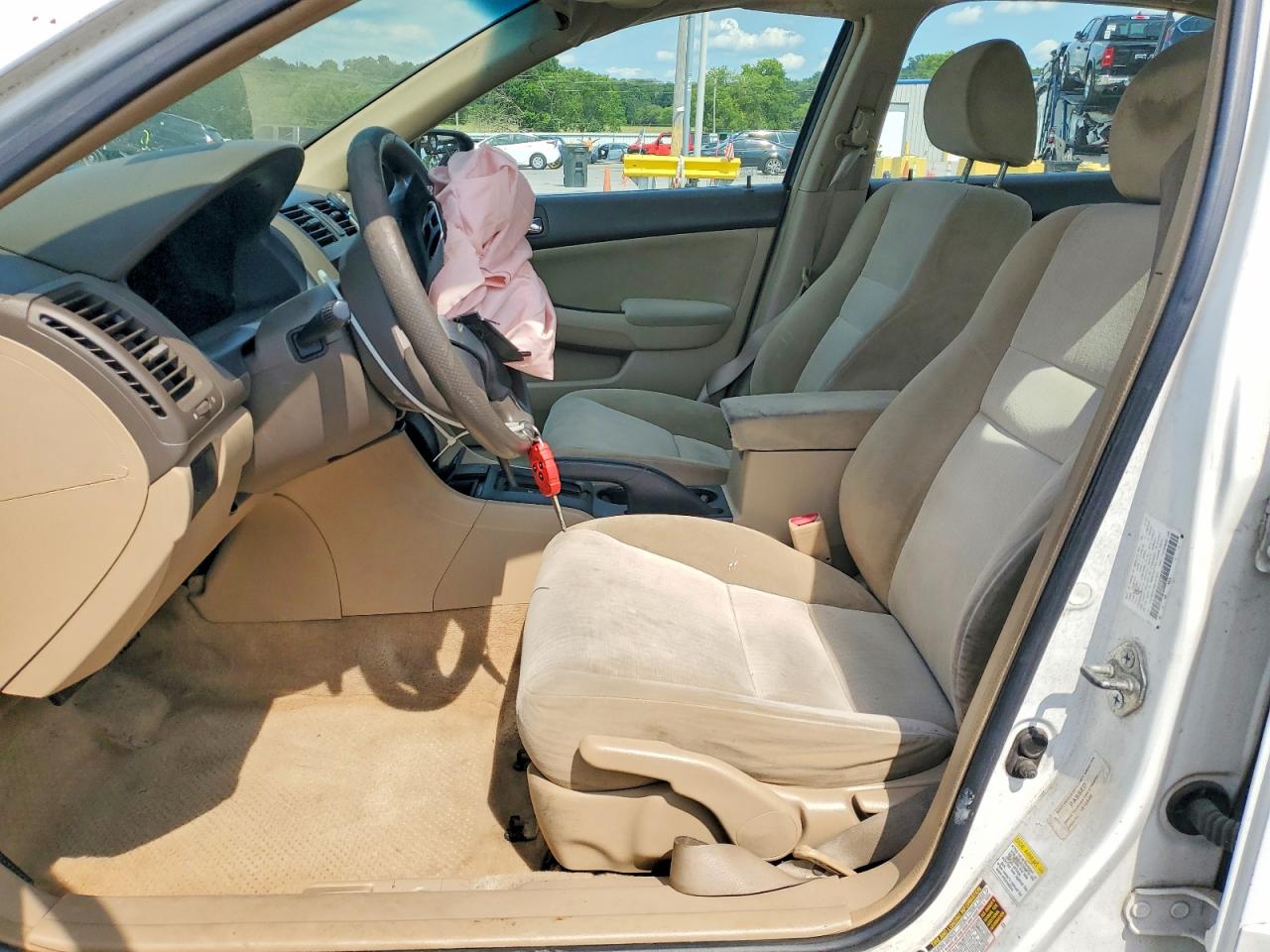 2005 Honda Accord Lx White vin: 1HGCM56495A167971