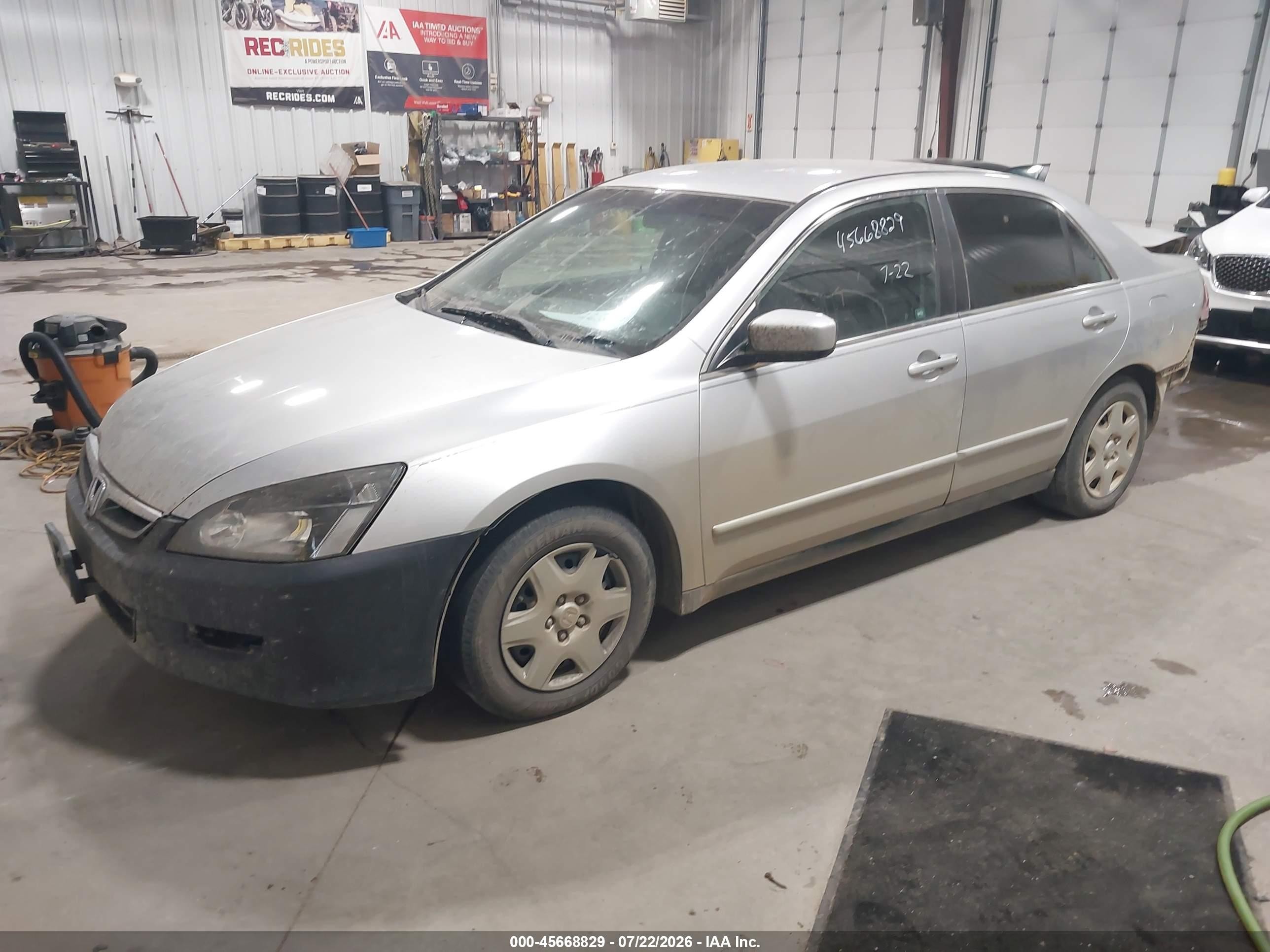 2007 Honda Accord 2.4 Lx Silver vin: 1HGCM56497A147190