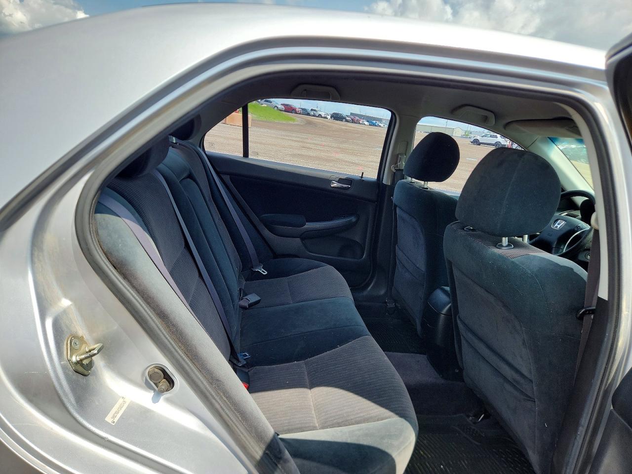 2003 Honda Accord Lx Silver vin: 1HGCM564X3A803438