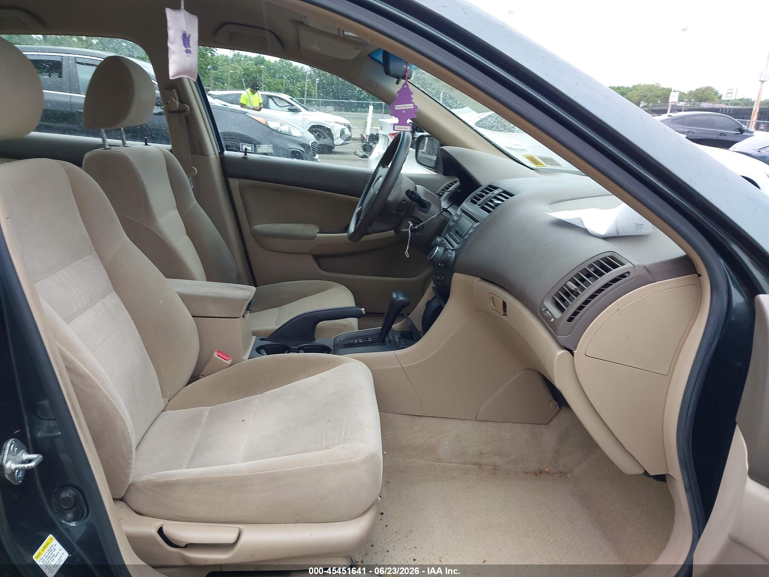 2005 Honda Accord 2.4 Lx Gray vin: 1HGCM564X5A039349