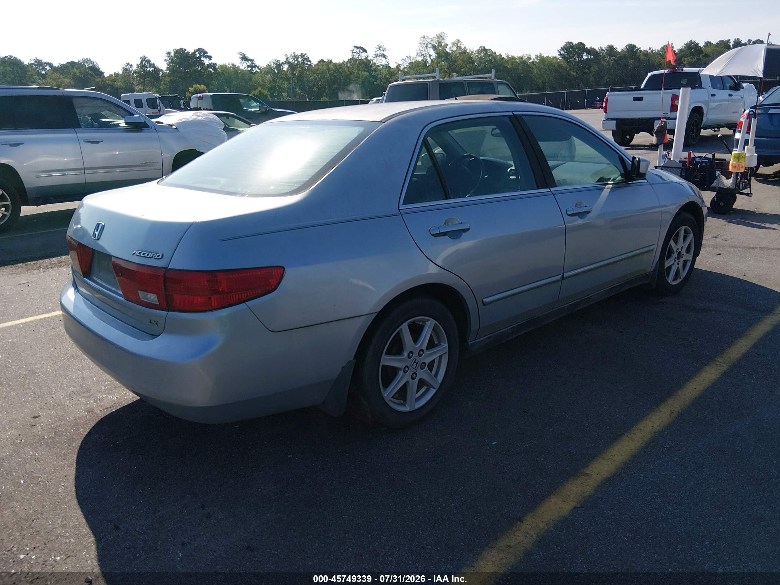 2005 Honda Accord 2.4 Lx Silver vin: 1HGCM564X5A109335