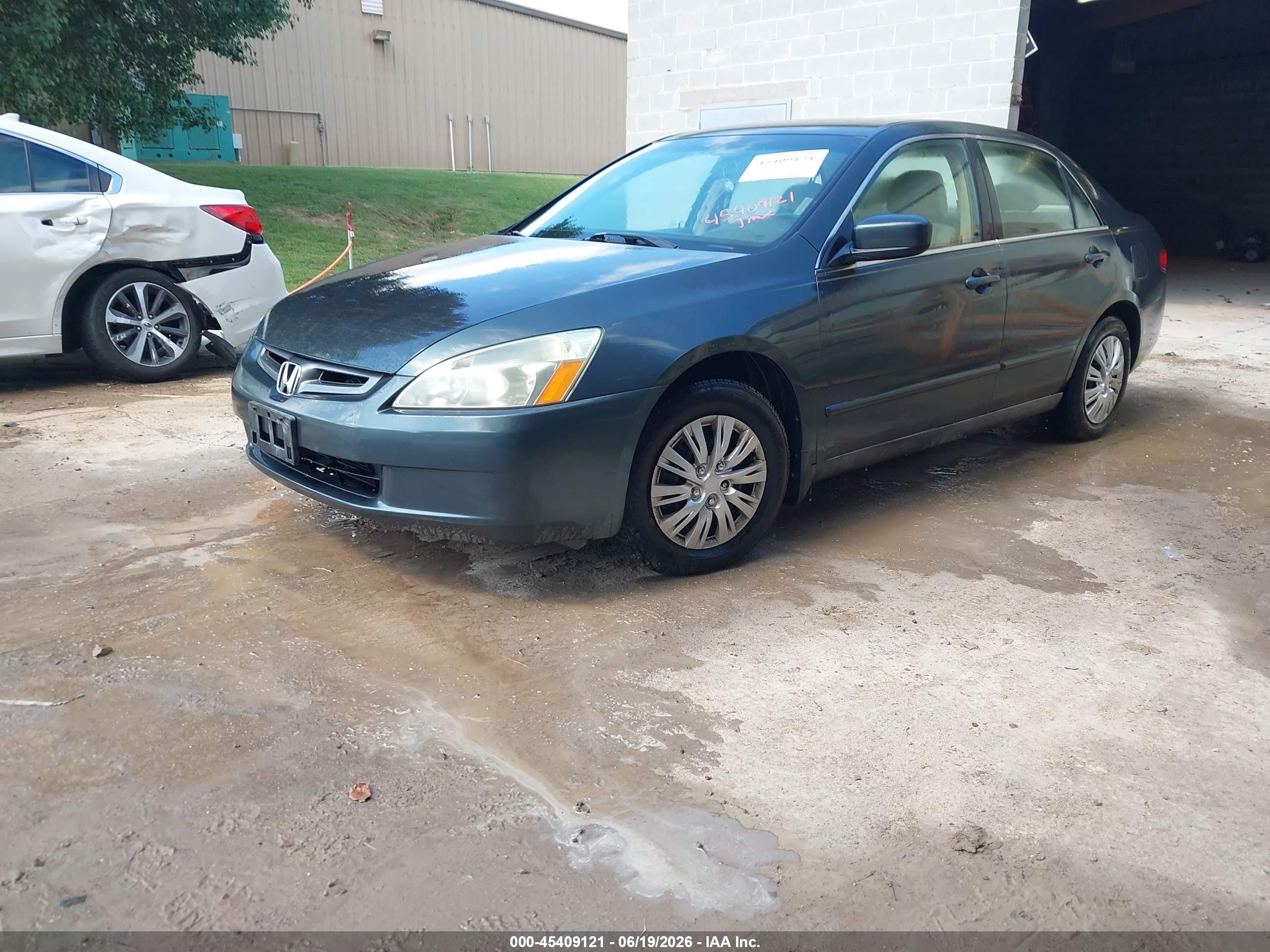2005 Honda Accord 2.4 Lx Blue vin: 1HGCM564X5A158048