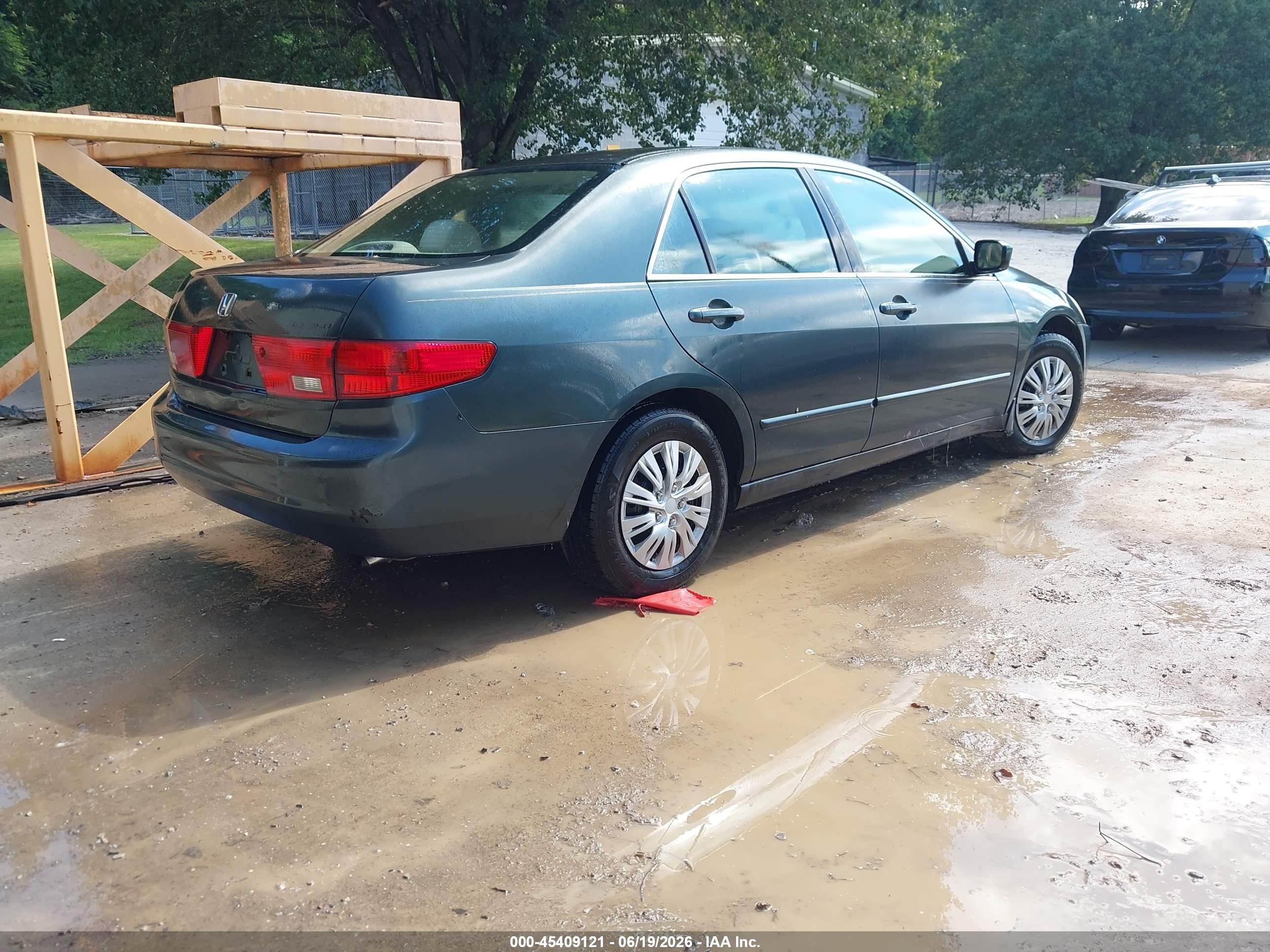 2005 Honda Accord 2.4 Lx Blue vin: 1HGCM564X5A158048