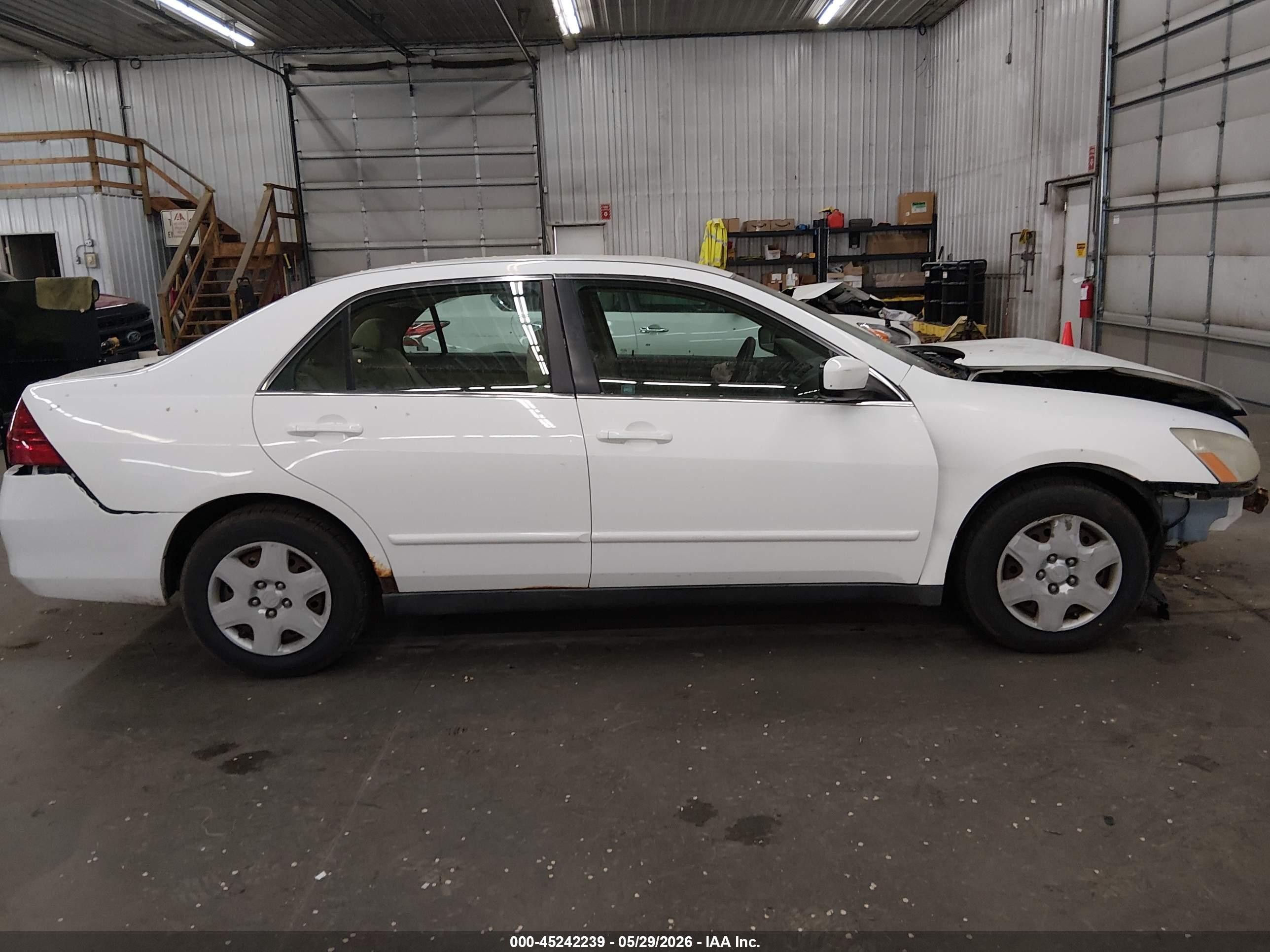 2006 Honda Accord 2.4 Lx Белый vin: 1HGCM564X6A005171