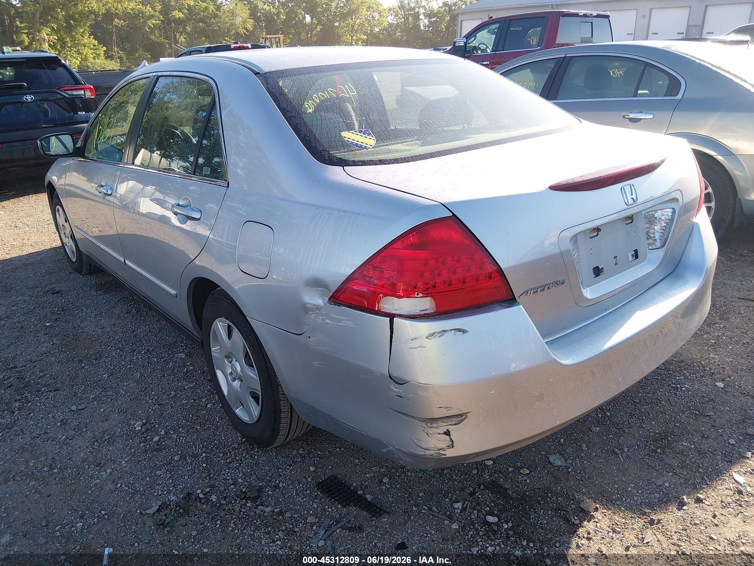2007 Honda Accord 2.4 Lx Silver vin: 1HGCM564X7A002773