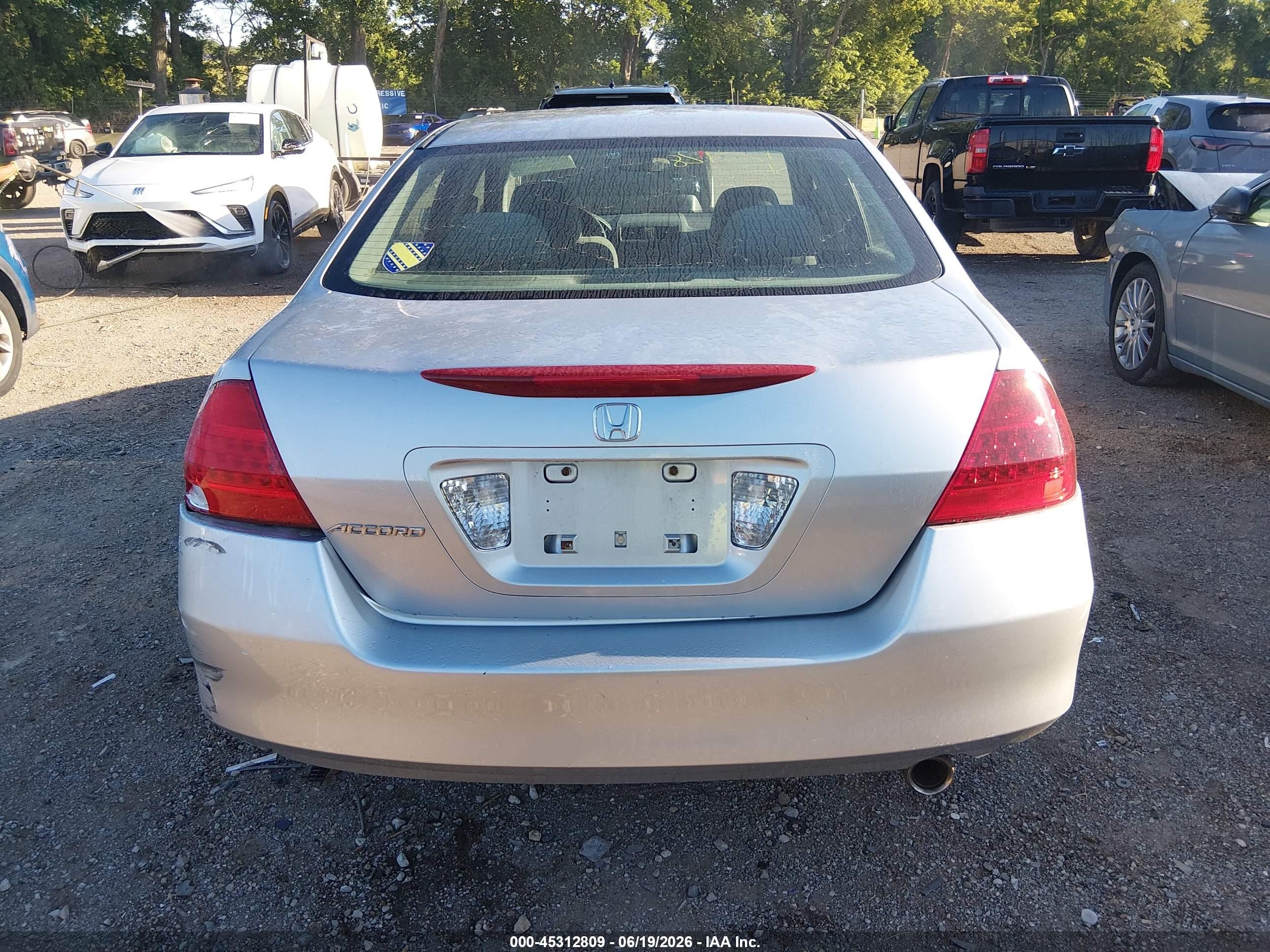 2007 Honda Accord 2.4 Lx Silver vin: 1HGCM564X7A002773