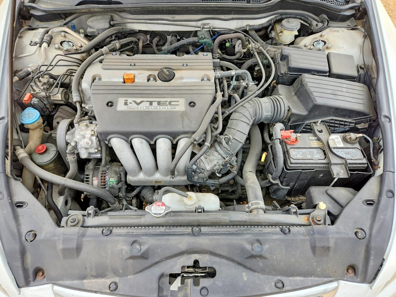 2004 Honda Accord Ex White vin: 1HGCM56614A007034