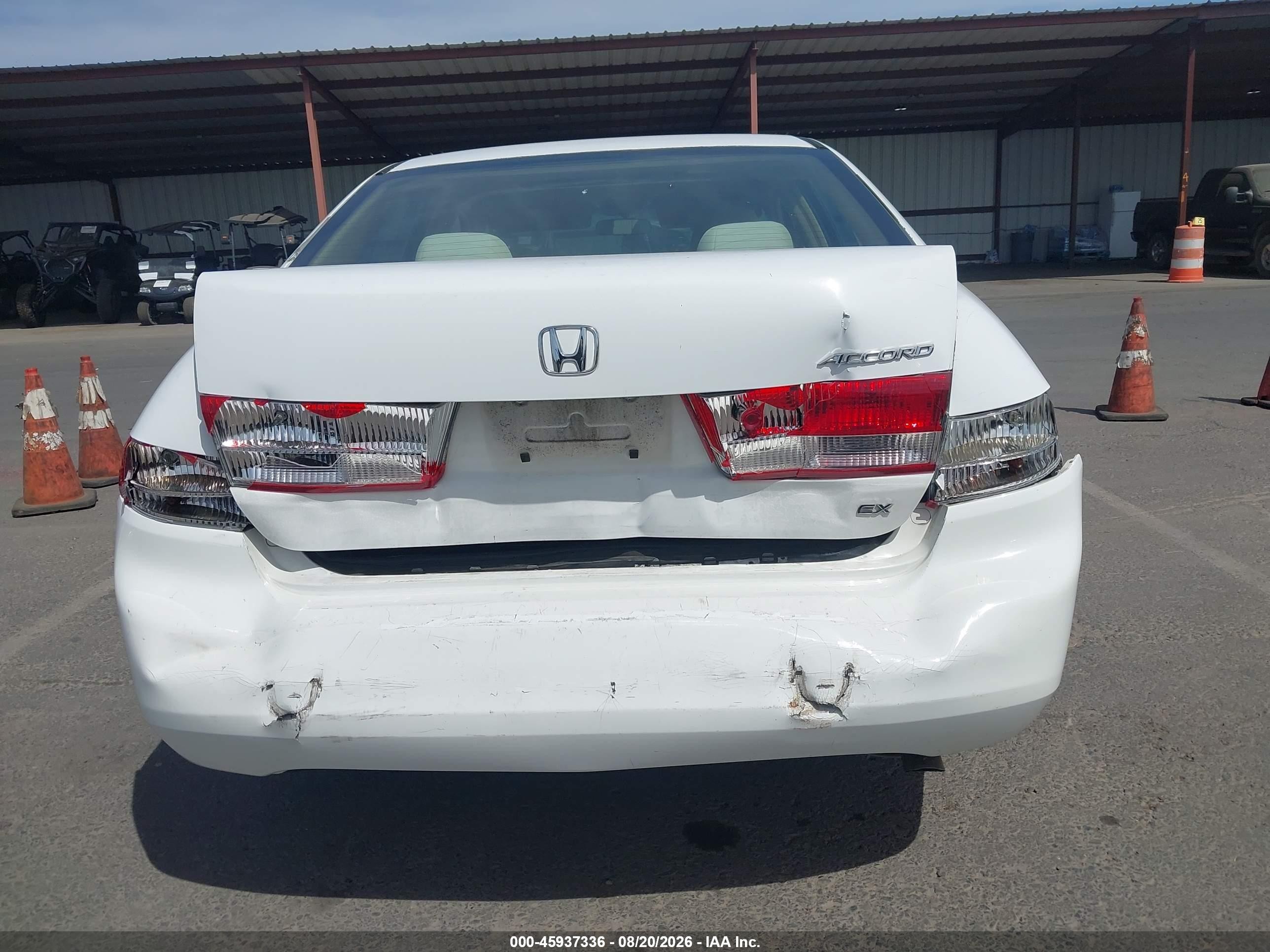 2004 Honda Accord 2.4 Ex White vin: 1HGCM56614A008376