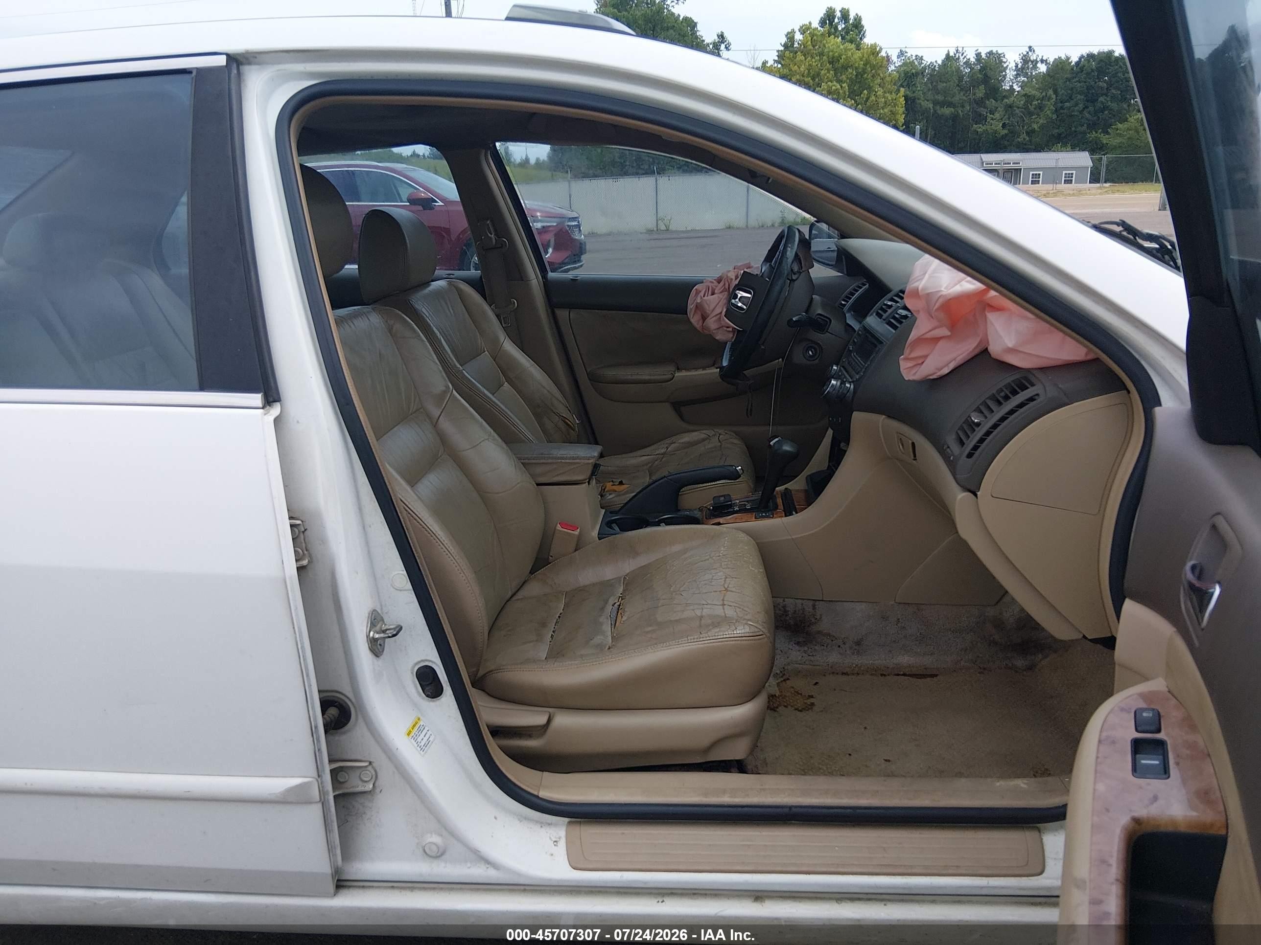 2003 Honda Accord 2.4 Ex Белый vin: 1HGCM56623A033334