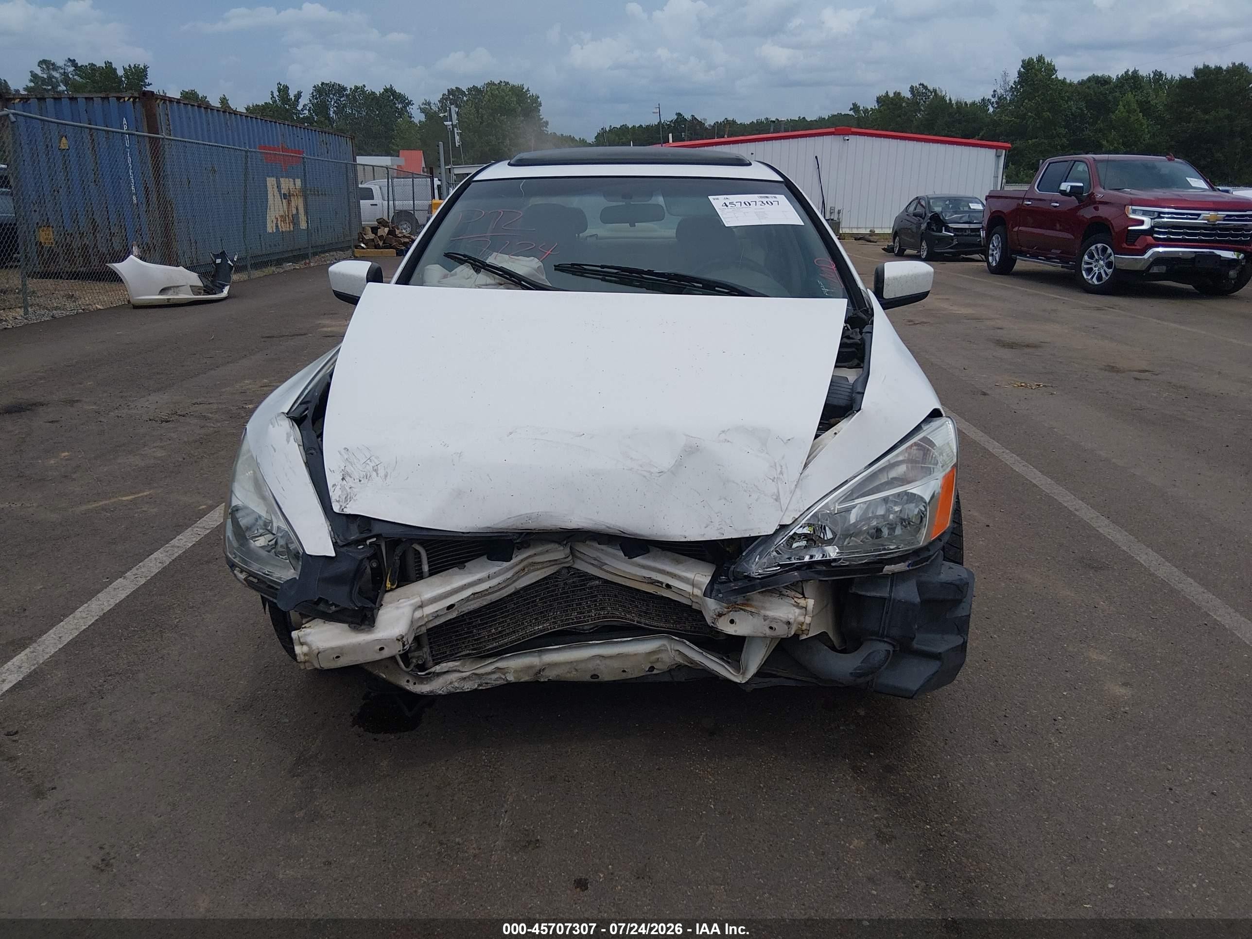2003 Honda Accord 2.4 Ex Белый vin: 1HGCM56623A033334