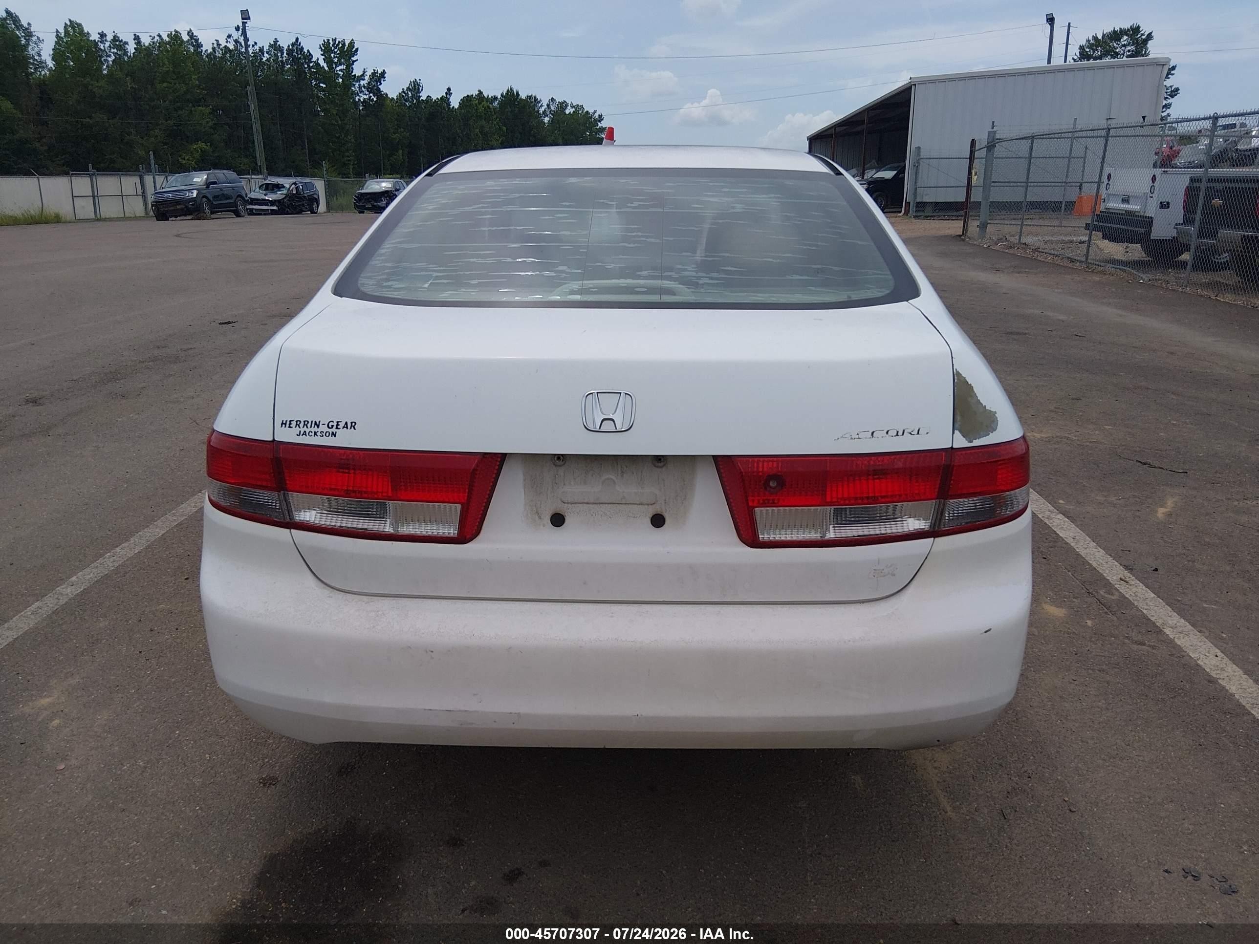 2003 Honda Accord 2.4 Ex Белый vin: 1HGCM56623A033334