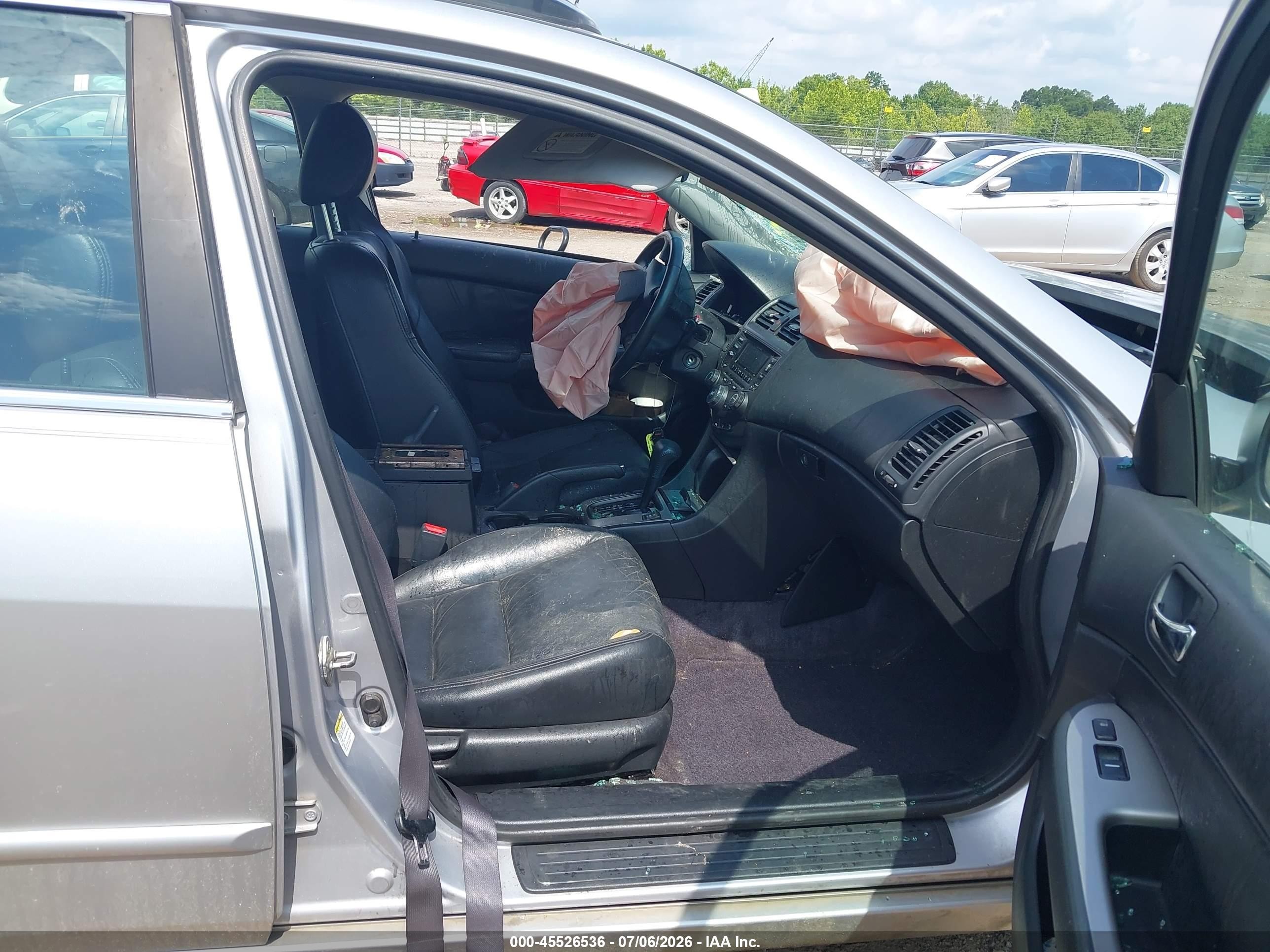 2003 Honda Accord Sdn Ex Silver vin: 1HGCM56623A092755