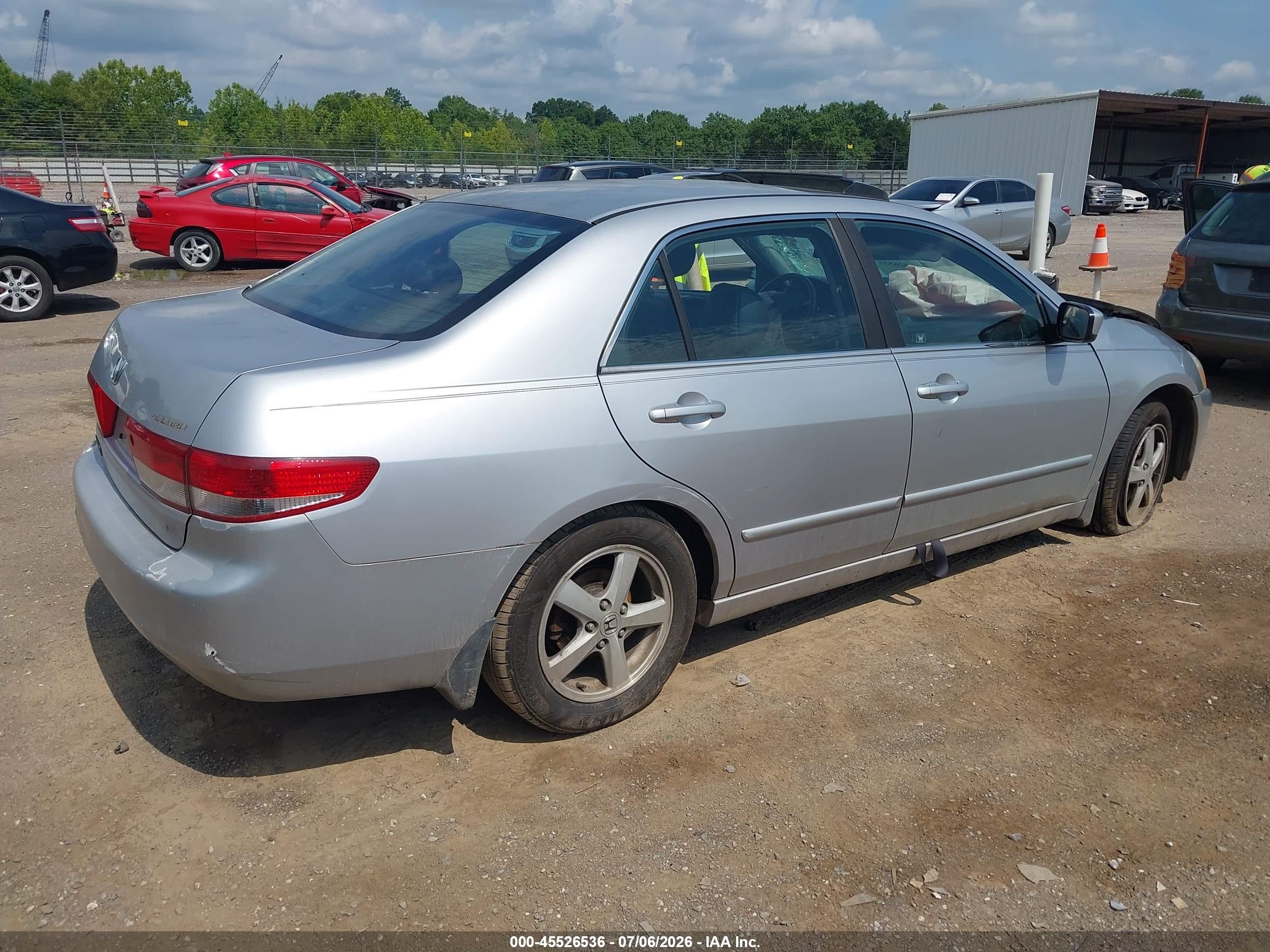 2003 Honda Accord Sdn Ex Silver vin: 1HGCM56623A092755
