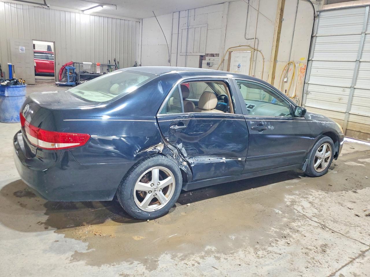 2003 Honda Accord Ex Черный vin: 1HGCM56633A035304