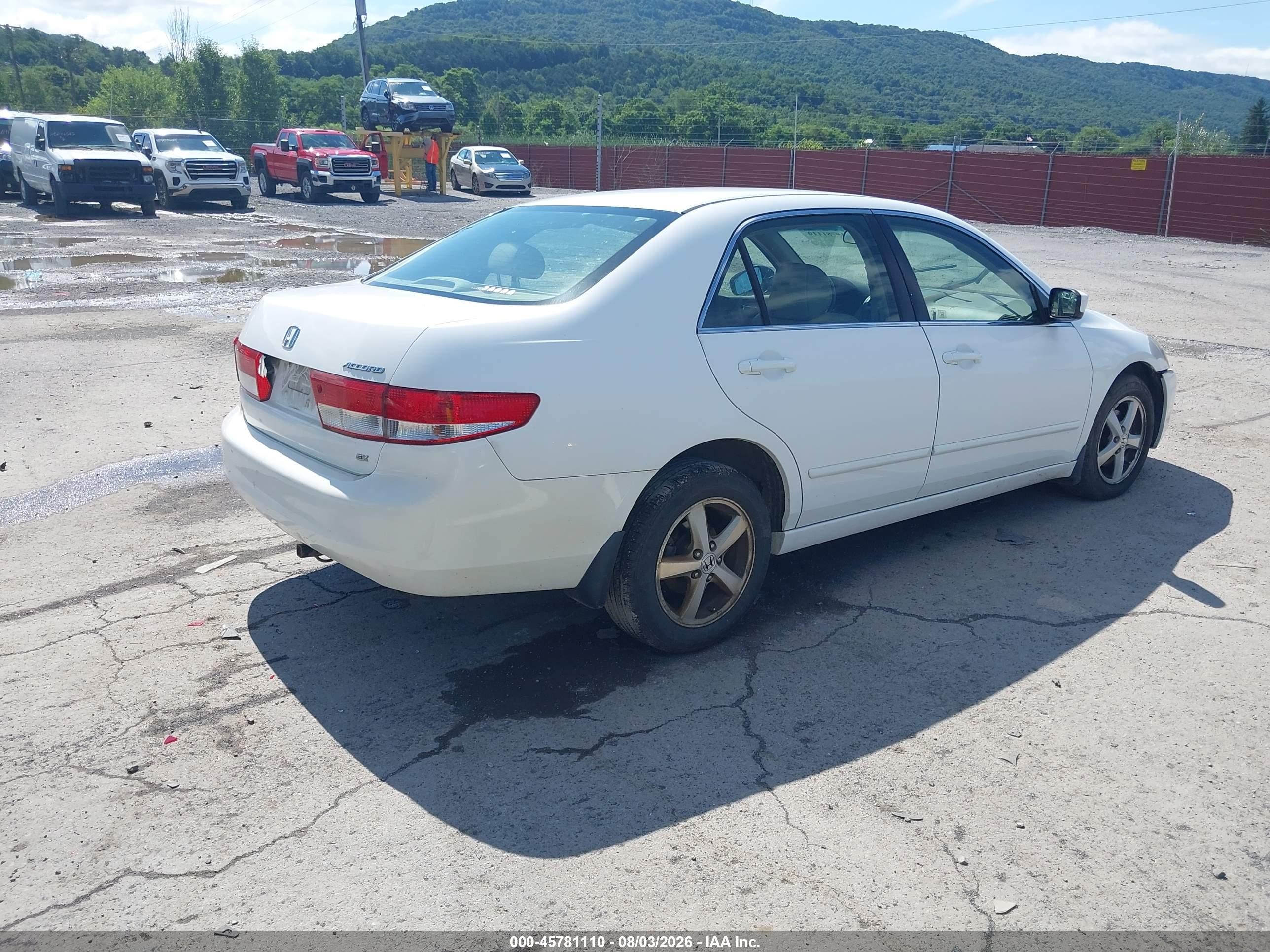 2003 Honda Accord 2.4 Ex Белый vin: 1HGCM56633A080758