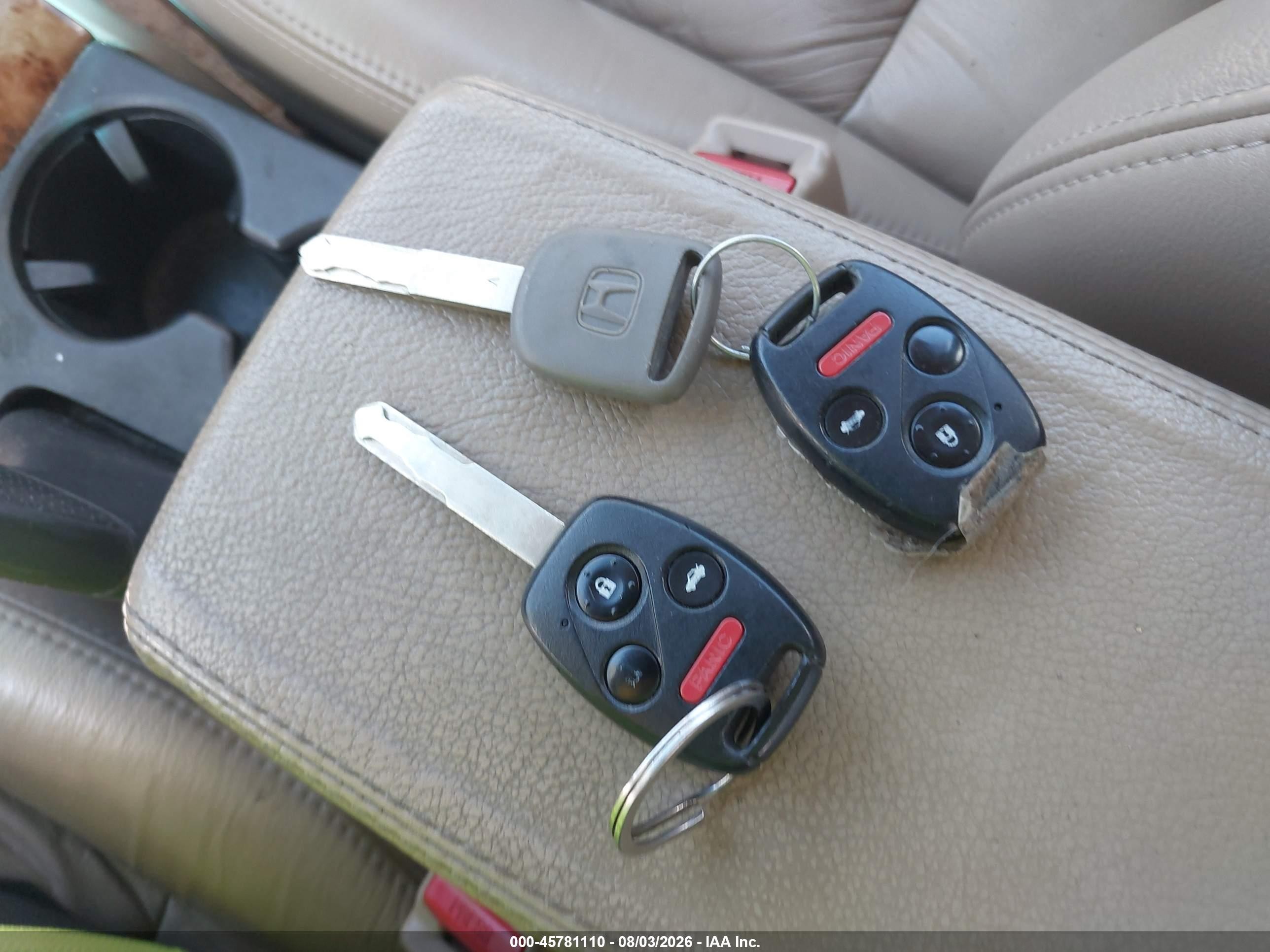 2003 Honda Accord 2.4 Ex Белый vin: 1HGCM56633A080758